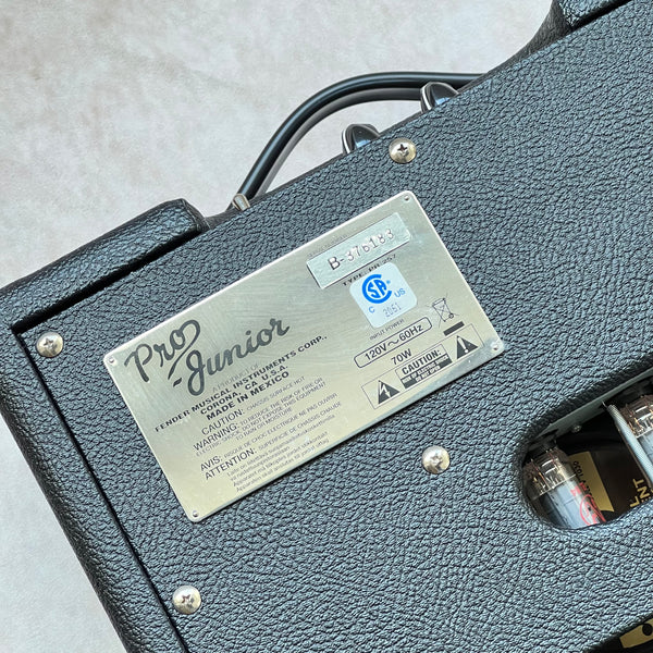Fender Pro Junior 1x10" Combo Guitar Amplifier 2008 - Black - 7