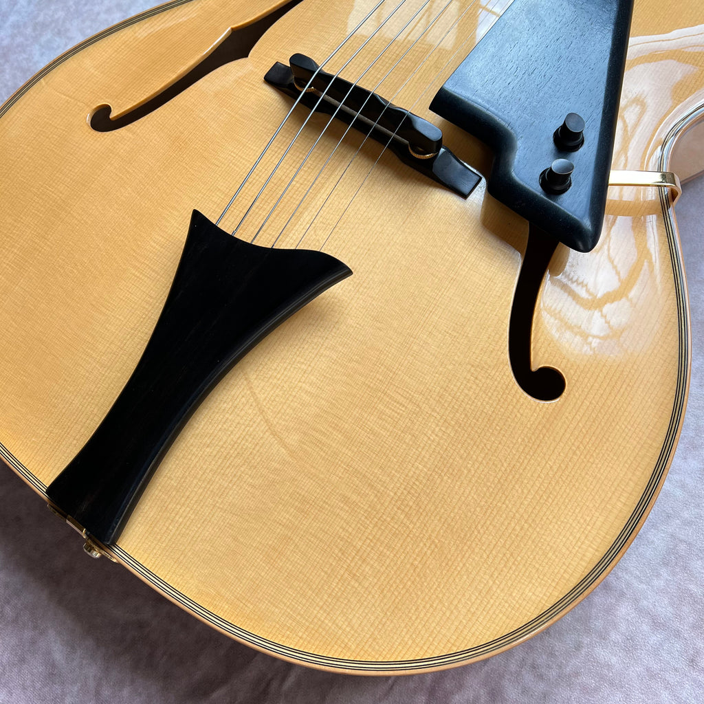 Hofner Chancellor Hand Carved Archtop 2008 - Antique Natural - 5