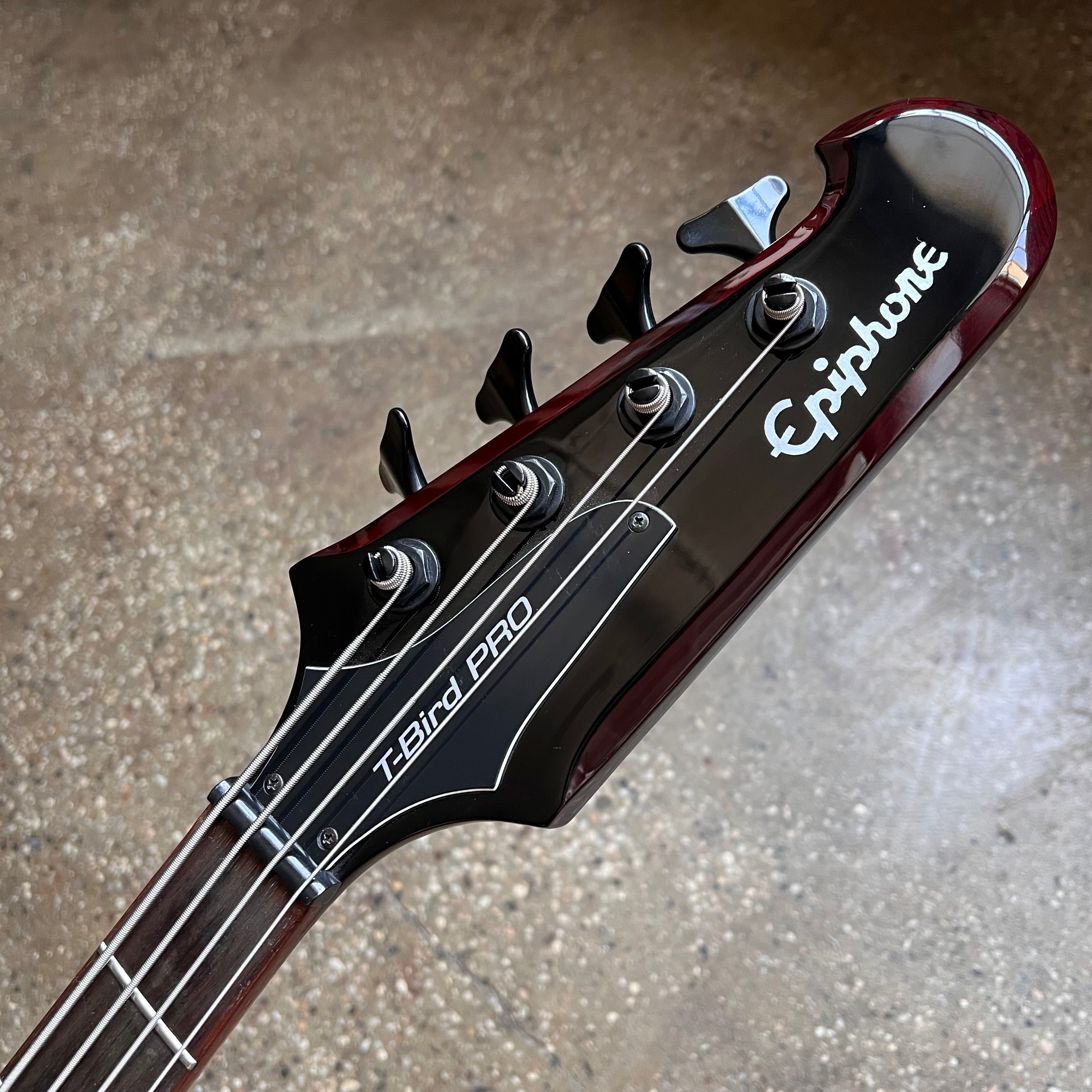 Epiphone T-Bird PRO 　Thunderbird Bass Epiphone Thunderbird Pro IV | Guitar Interactive Magazine
