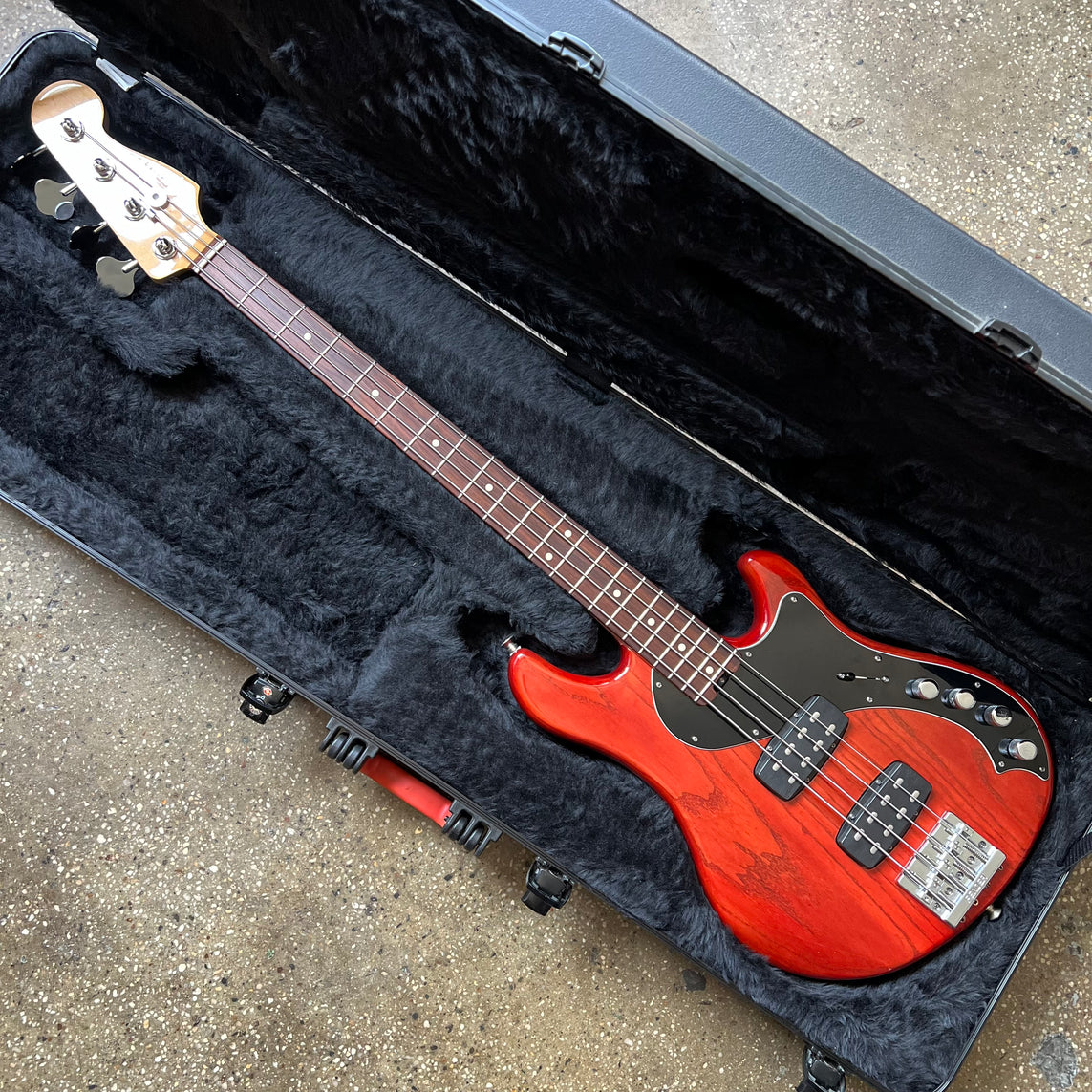 Fender American Deluxe Dimension Bass IV HH Rosewood