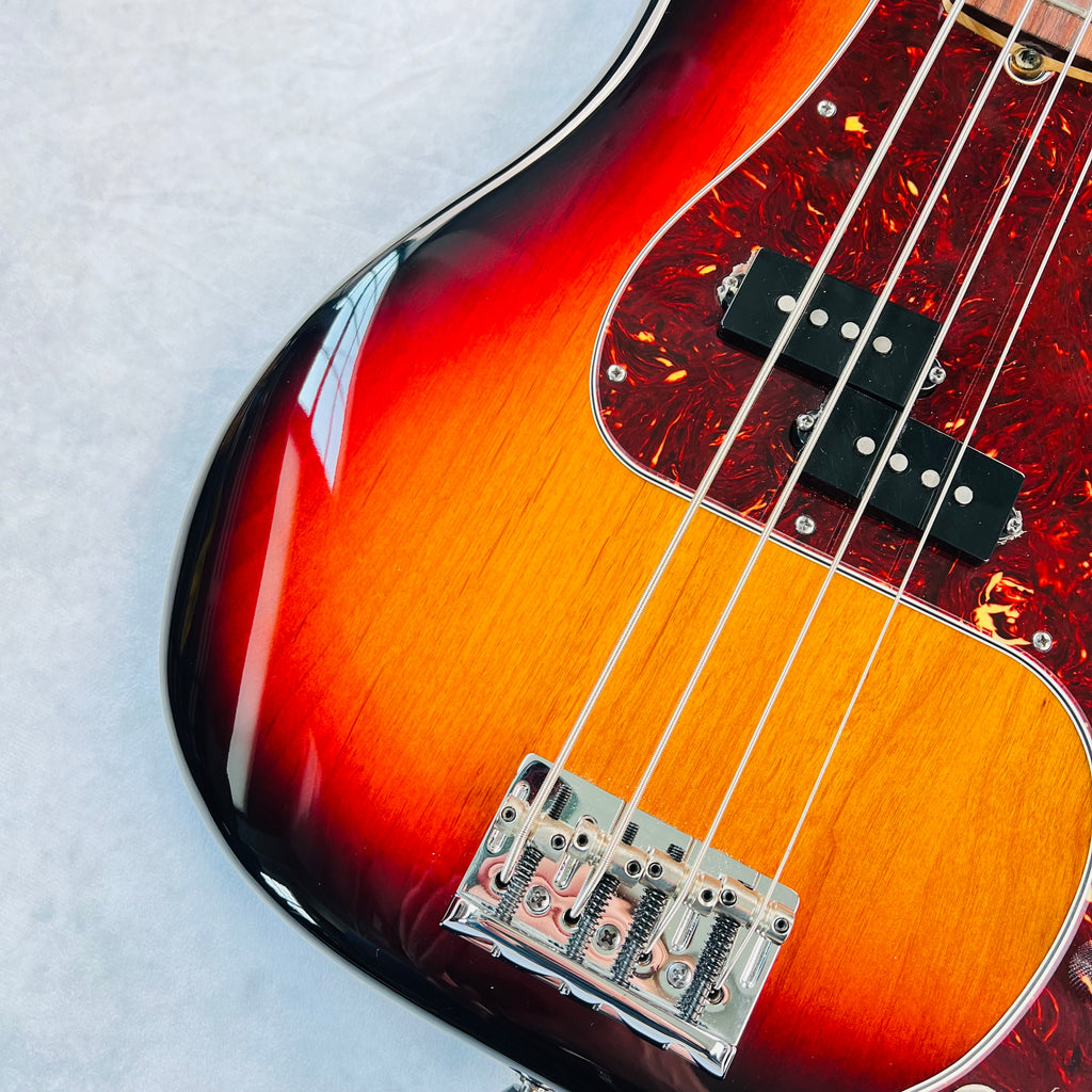 Fender American Standard Precision Bass Rosewood Fingerboard 2013 - 3-Color Sunburst - 4
