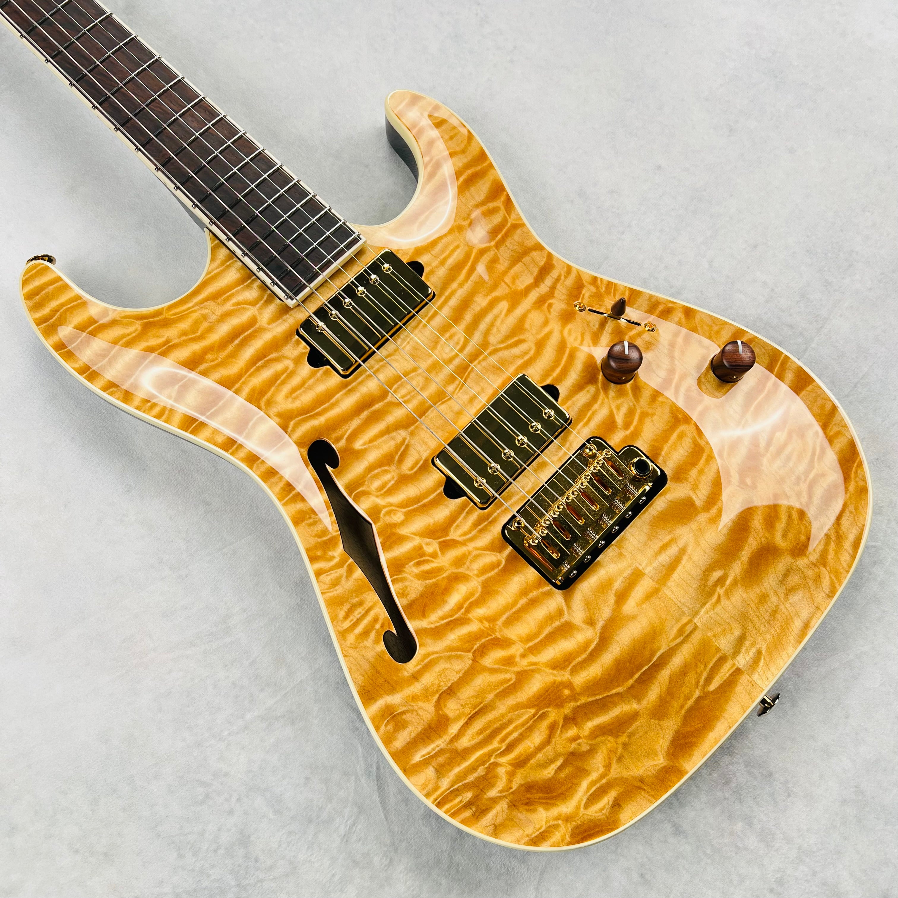 Suhr Standard Arch Top Semi-Hollow Quilt 2013 - Natural | Tone Wolf