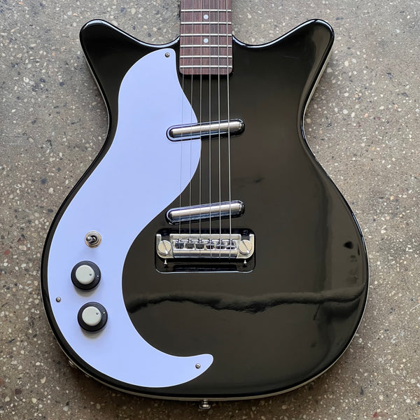 Danelectro 59M NOS Double Cutaway Left Handed 2015 - Black - 1