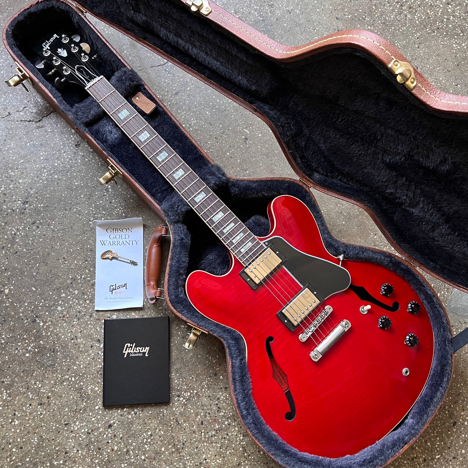 2016 Gibson ES-335 Figured Specs - Cherry | Tone Wolf 2016 Gibson ES-335 Figured Specs - Cherry | Tone Wolf