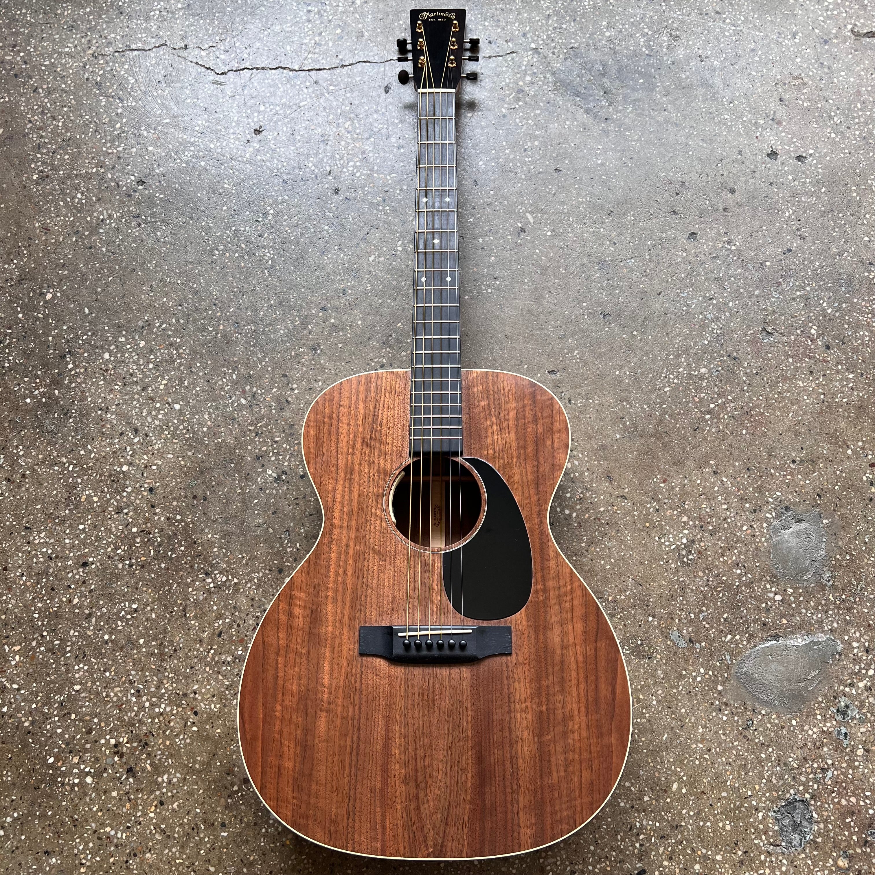 Martin Custom Shop 000-15M Black Walnut 2016 - Satin Natural