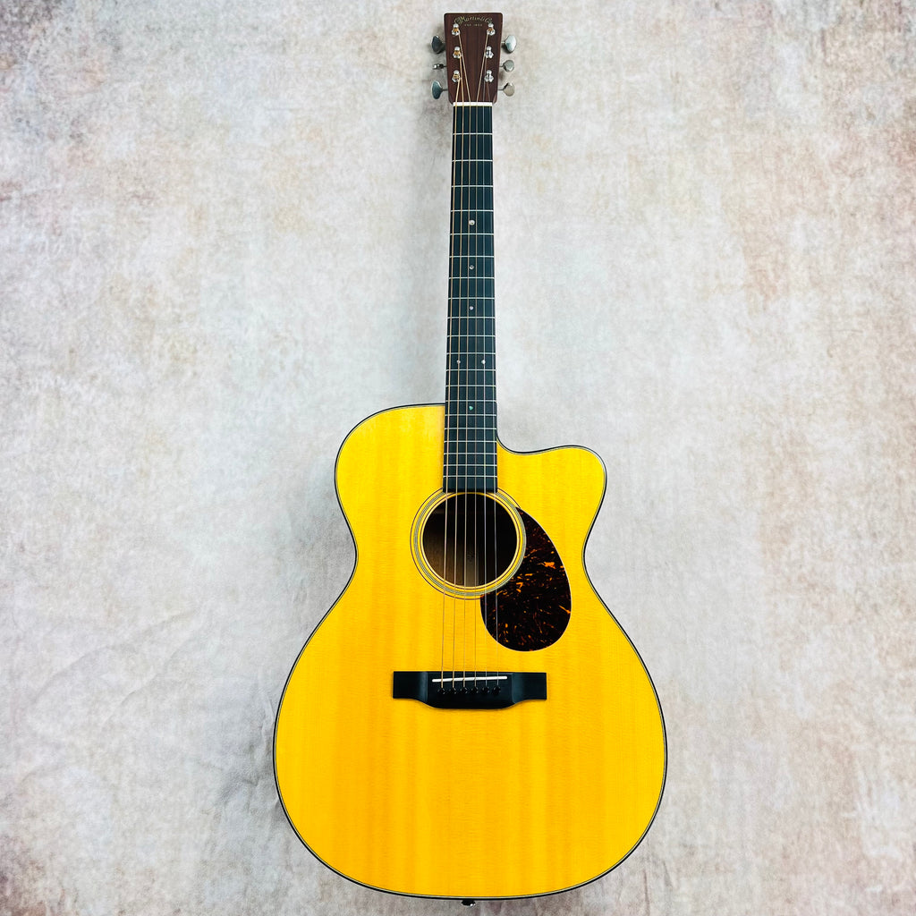 Martin OMC-18E Acoustic-Electric Fishman Aura VT Enhance 2016 - Natural - 2