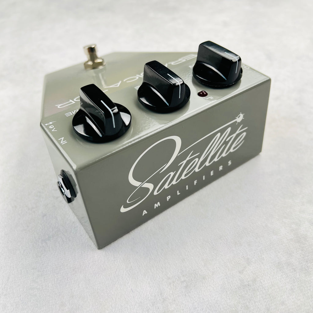 Satellite Amplifiers Eradicator Tube Preamp 2016 - Grey - 6