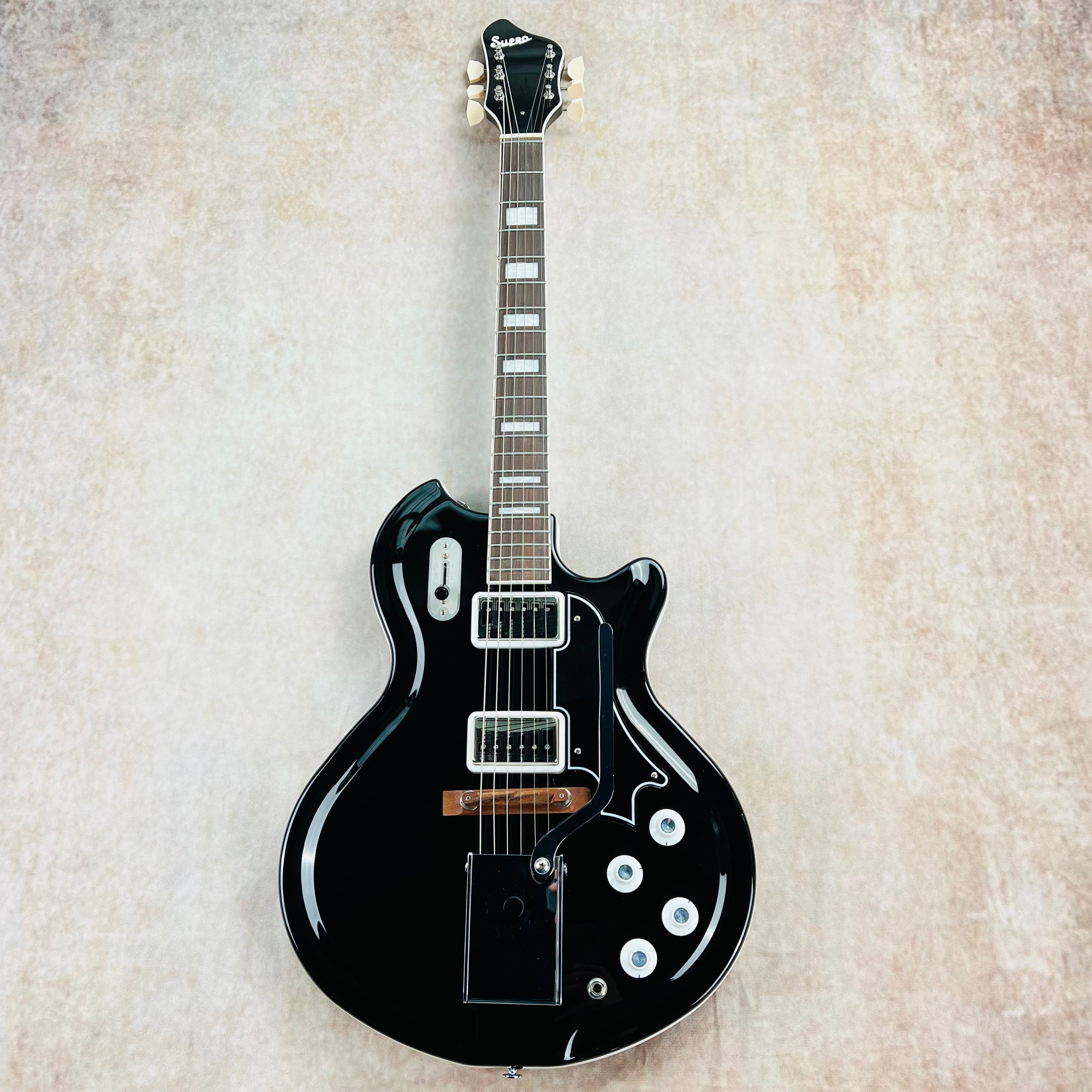 Supro Americana Series 1582VJB Coronado II Vibrato 2017