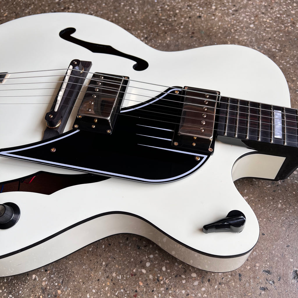 Supro Sierra Prototype 2017 - White - 6