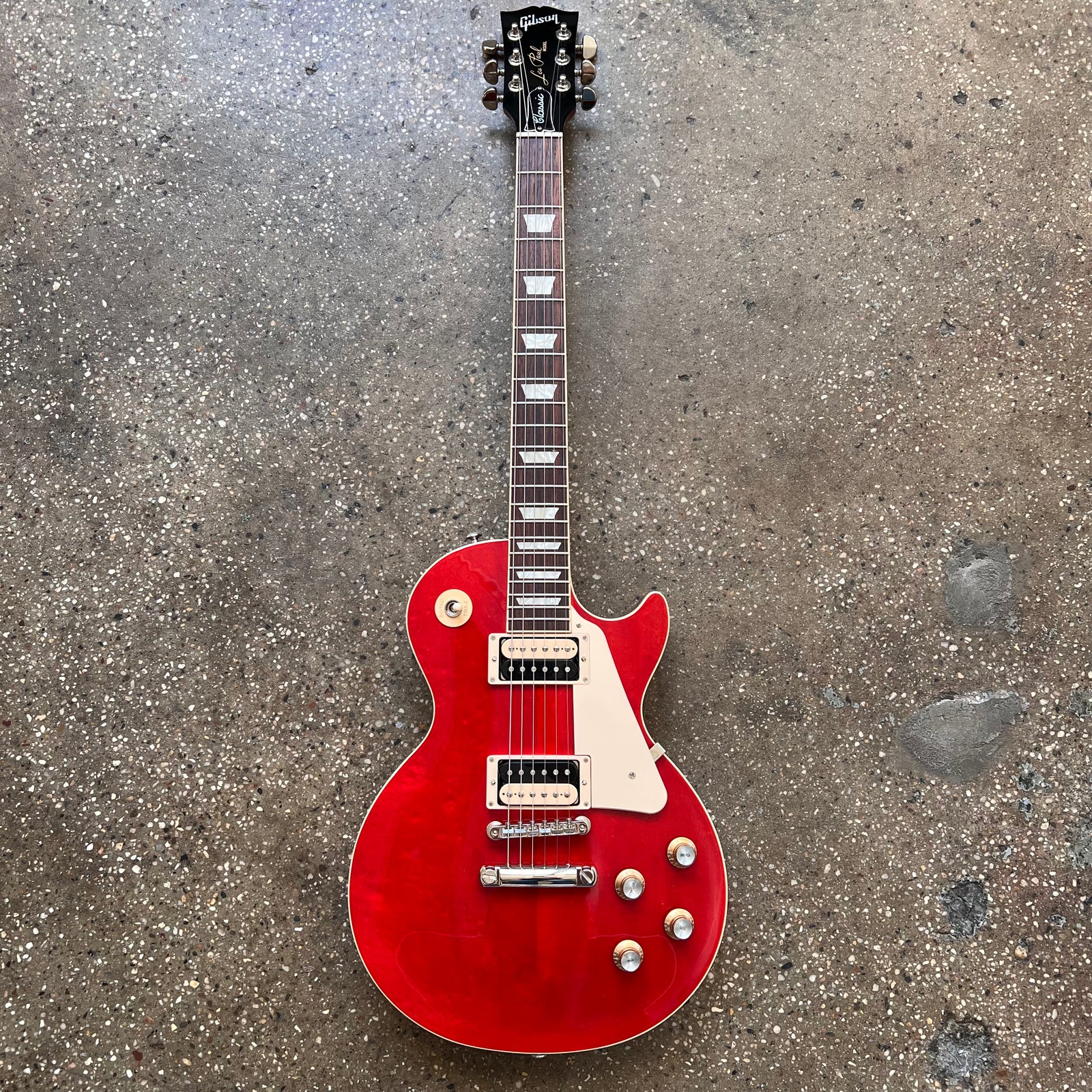 2019 Gibson Les Paul Classic Specs - Translucent Cherry | Tone Wolf 2019 Gibson Les Paul Classic Specs - Translucent Cherry | Tone Wolf