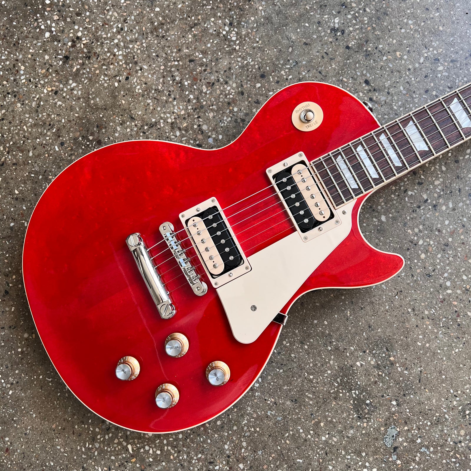 2019 Gibson Les Paul Classic Specs - Translucent Cherry | Tone Wolf 2019 Gibson Les Paul Classic Specs - Translucent Cherry | Tone Wolf