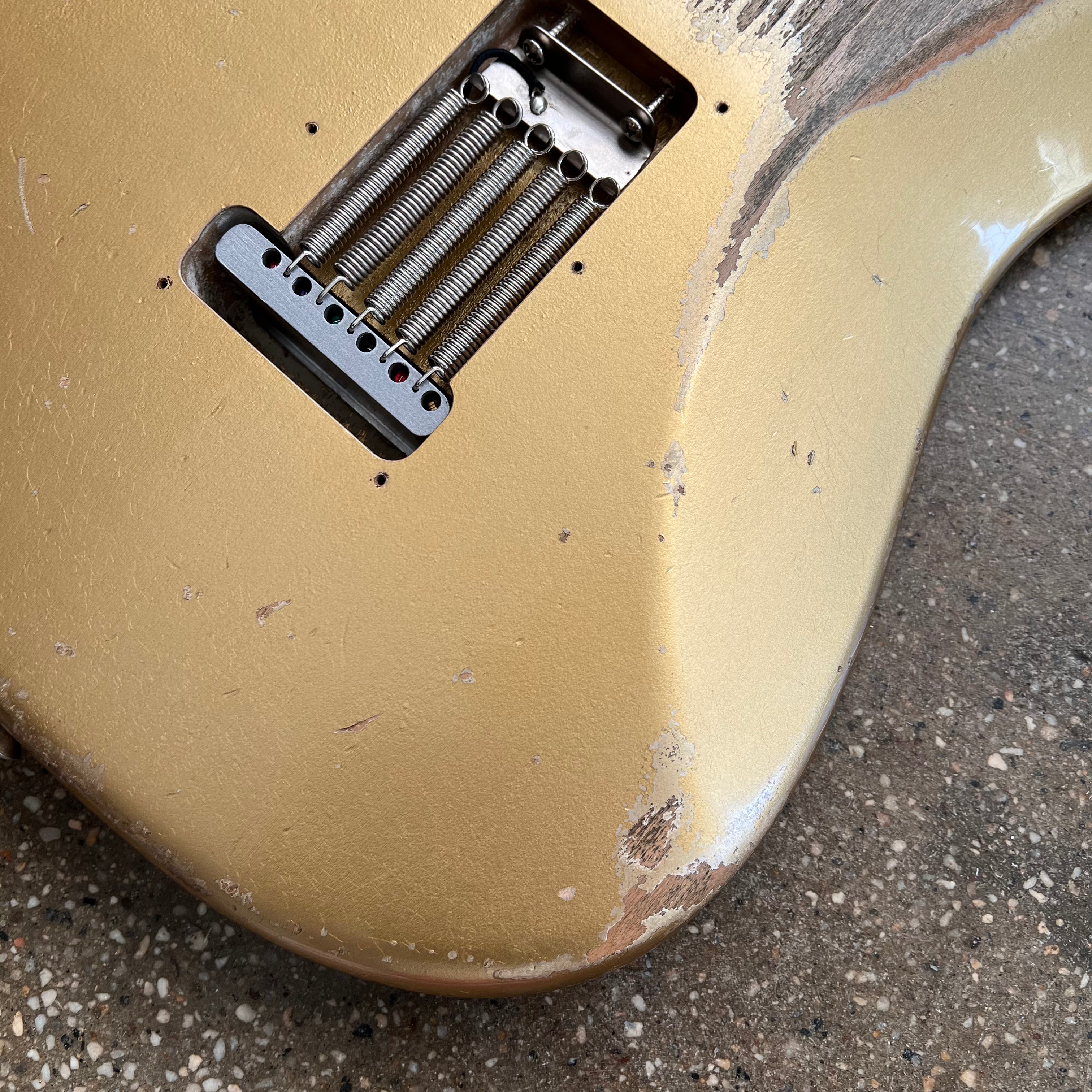 Fender Custom Shop 1969 Stratocaster Heavy Relic 2020 - Aztec Gold