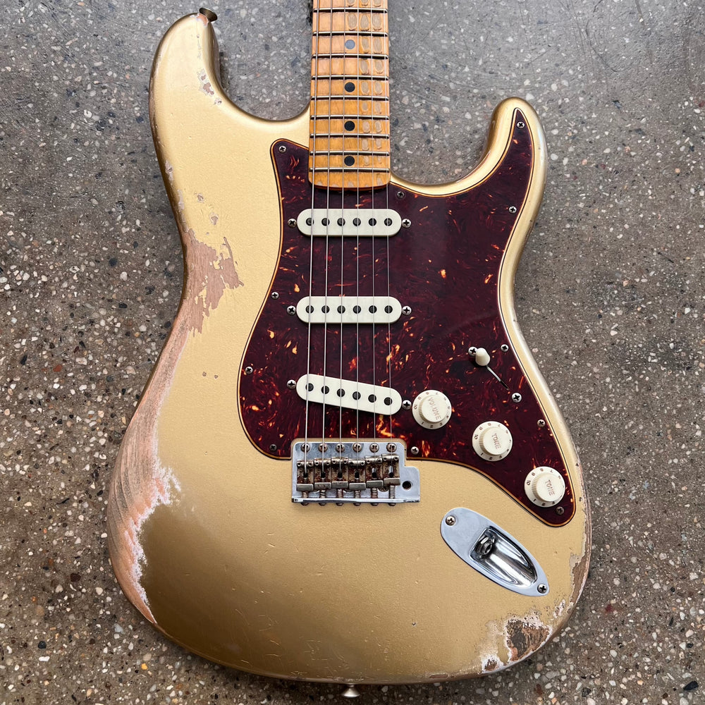 Stratocaster relic オーダー参考 Fender Custom Shop 1969 Stratocaster Heavy Relic 2020 - Aztec Gold