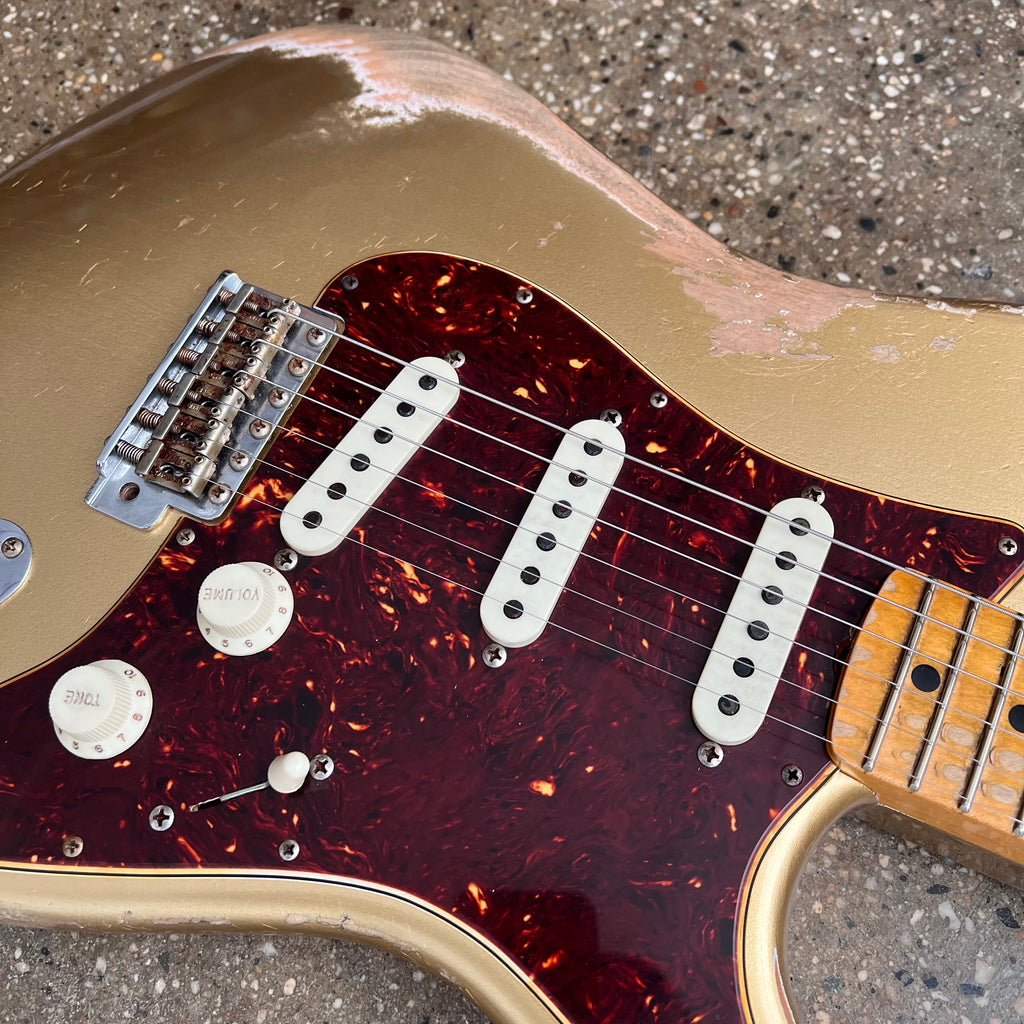 Fender Custom Shop 1969 Stratocaster Heavy Relic 2020 - Aztec Gold - 7