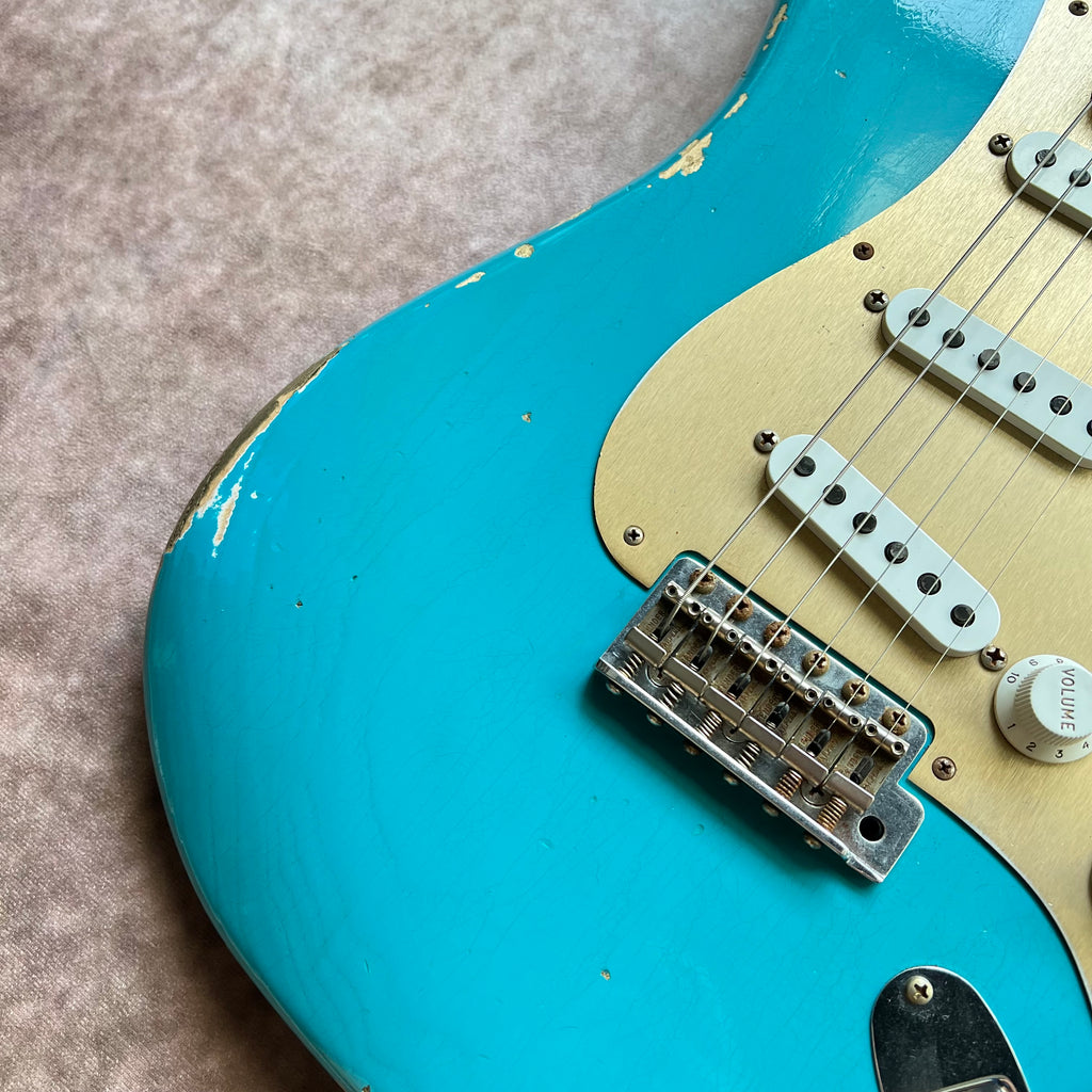 Fender Custom Shop Ltd '55 Dual-Mag Stratocaster Relic 2020 - Aged Taos Turquoise - 4