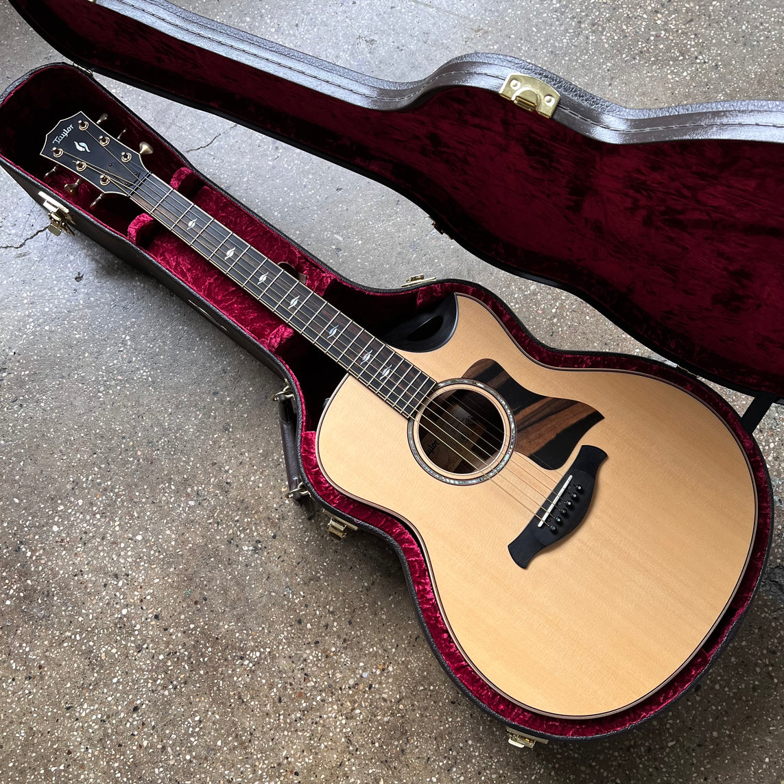 Taylor 816ce Builder's Edition 2020 - Natural | Tone Wolf