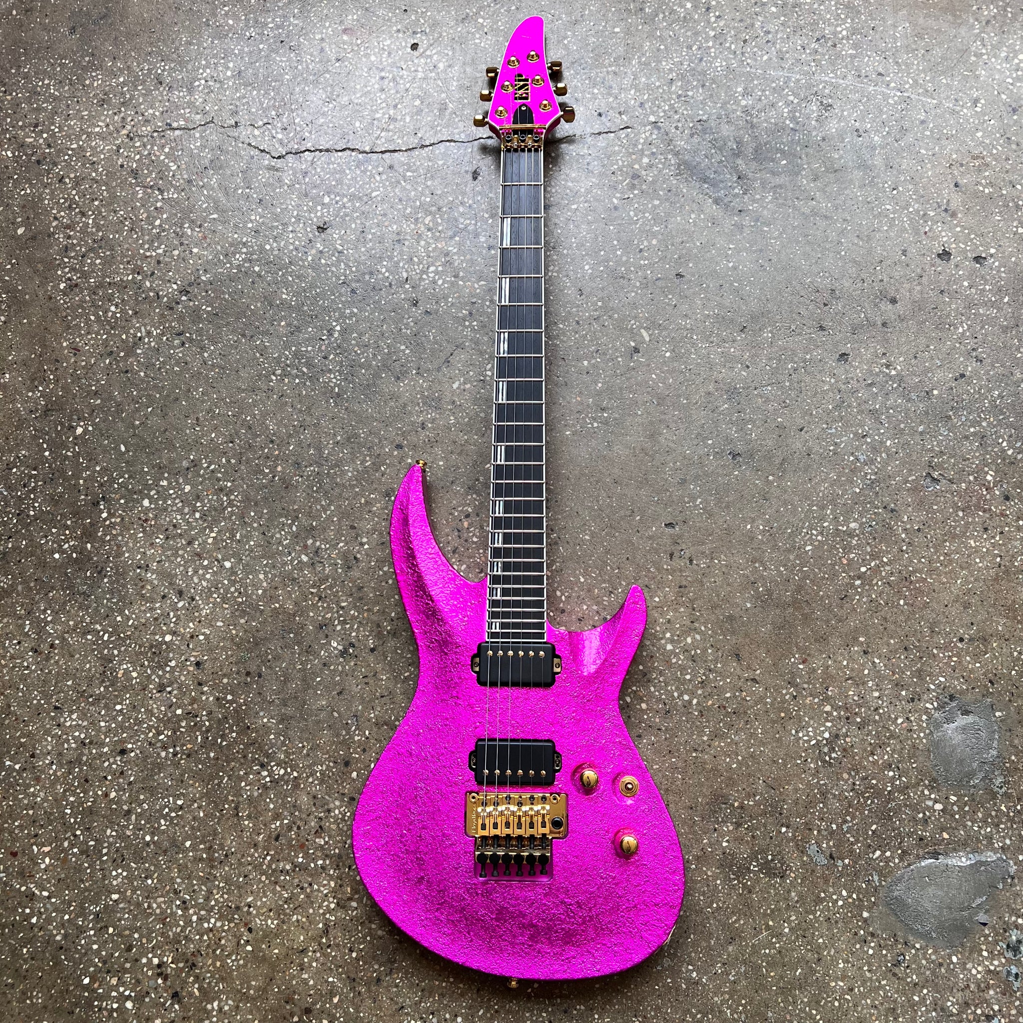 ESP Original Series Horizon-III 2021 - Cast Metal Pink | Tone Wolf