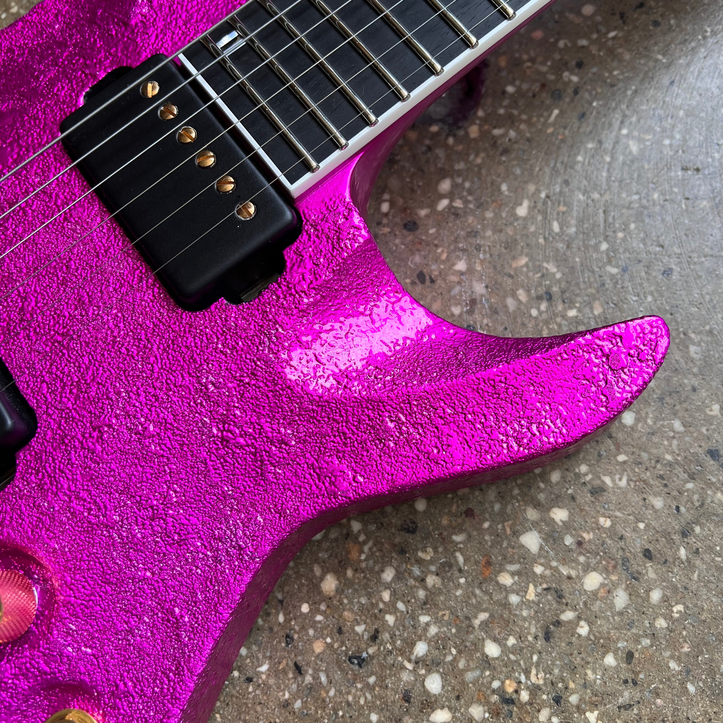 ESP Original Series Horizon-III 2021 - Cast Metal Pink | Tone Wolf