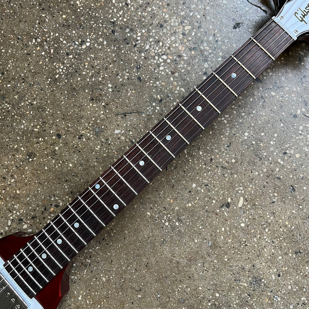 Gibson Custom Shop 1967 Flying V w/ Vibrola 2021 - Sparkling Burgundy - 9