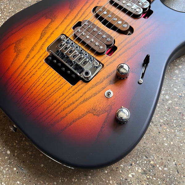 Charvel Guthrie Govan Signature MJ San Dimas SD24 CM 2021 - Three Tone Sunburst - 5