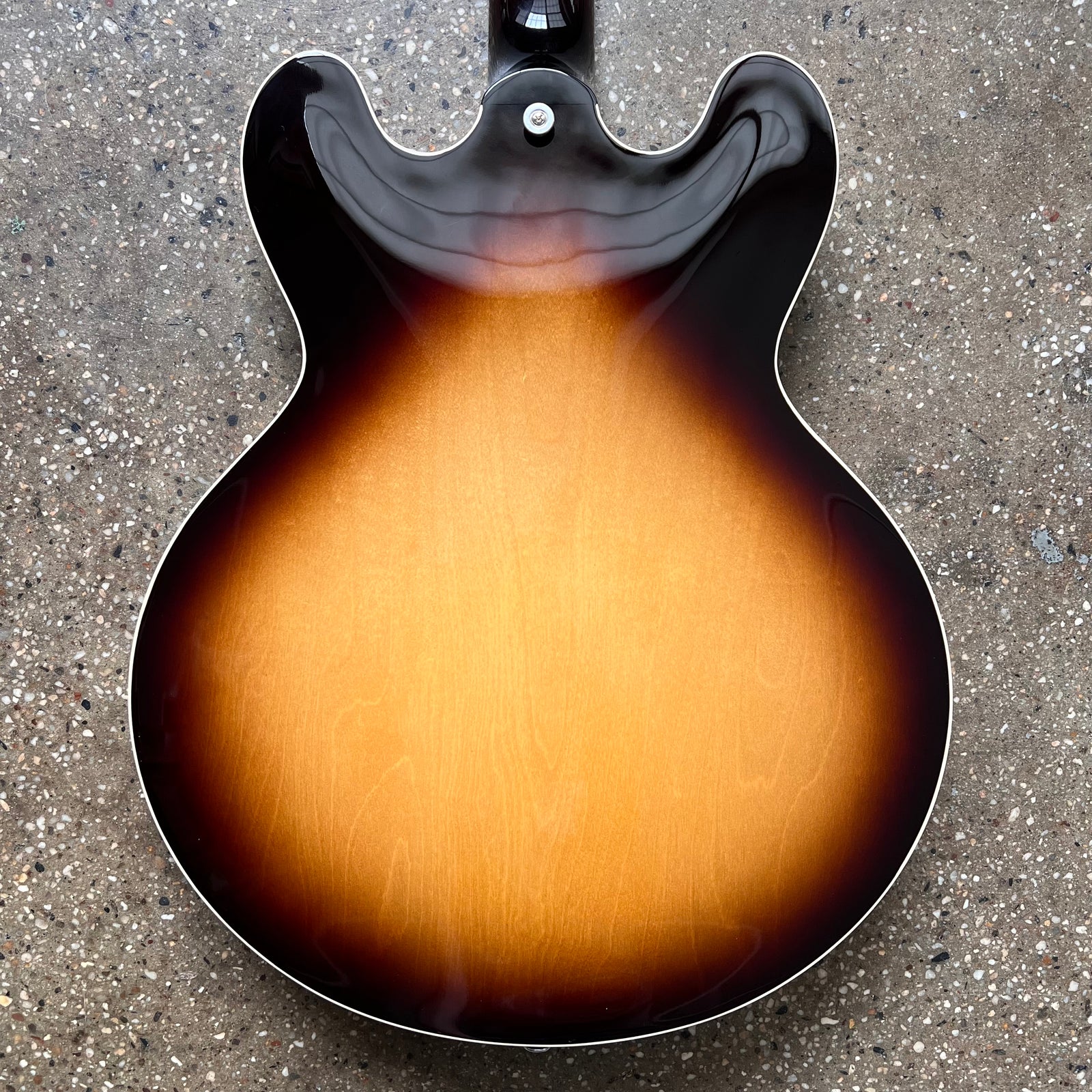 2022 Gibson ES-335 Specs - Vintage Burst | Tone Wolf 2022 Gibson ES-335 Specs - Vintage Burst | Tone Wolf