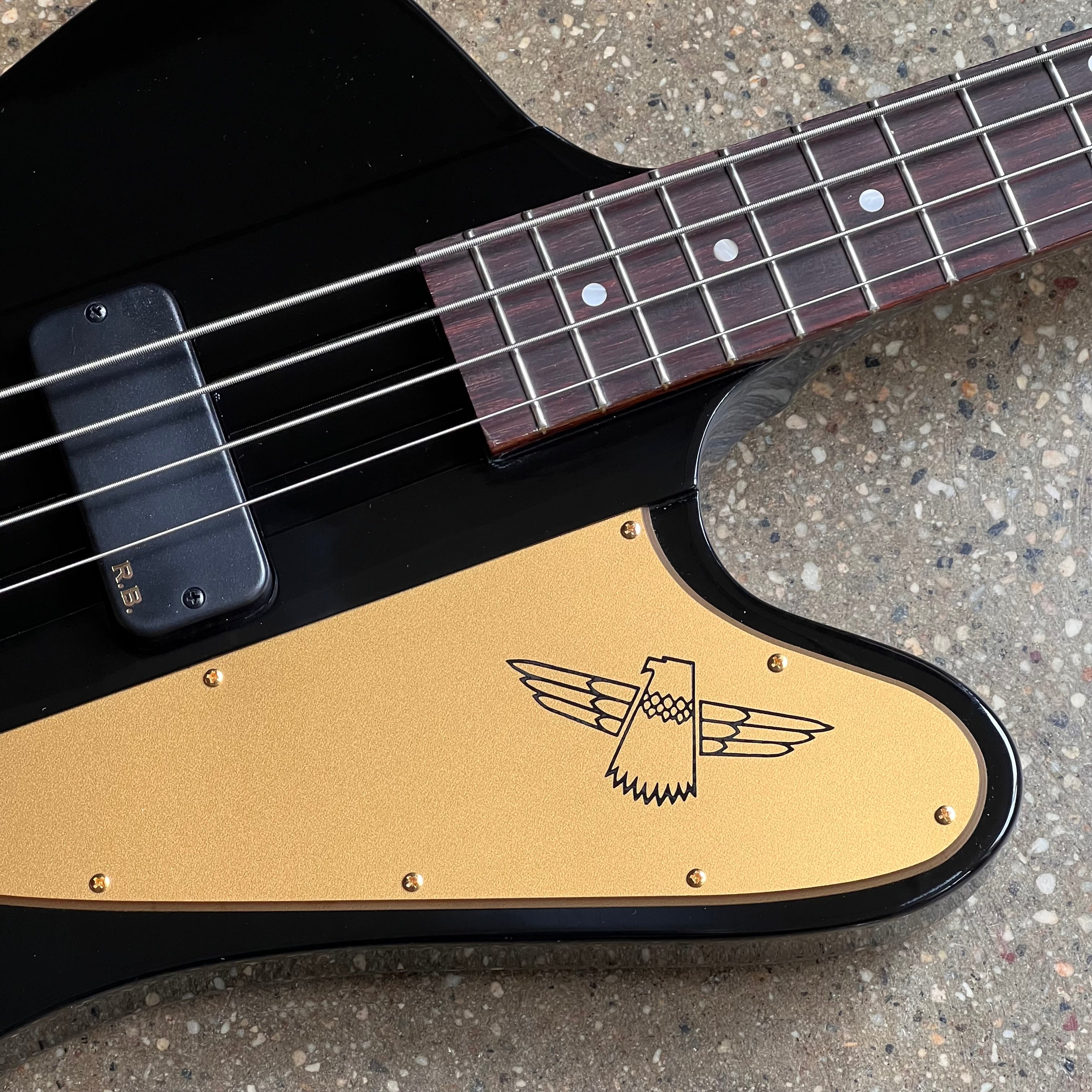 激レア！Bottom Wave Thunderbird bass Gibson Unveils the Rex Brown Signature Thunderbird Bass – No Treble