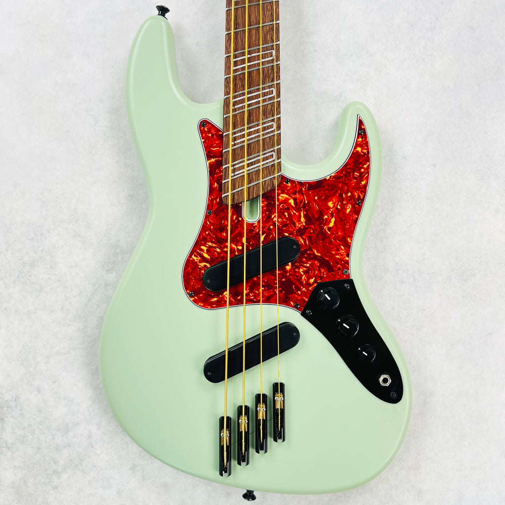 ギター MOON ST-C SFG/T CR Surf Green S.Martyn JB Fanned 4-String Bass 2022 - Surf Green | Tone Wolf