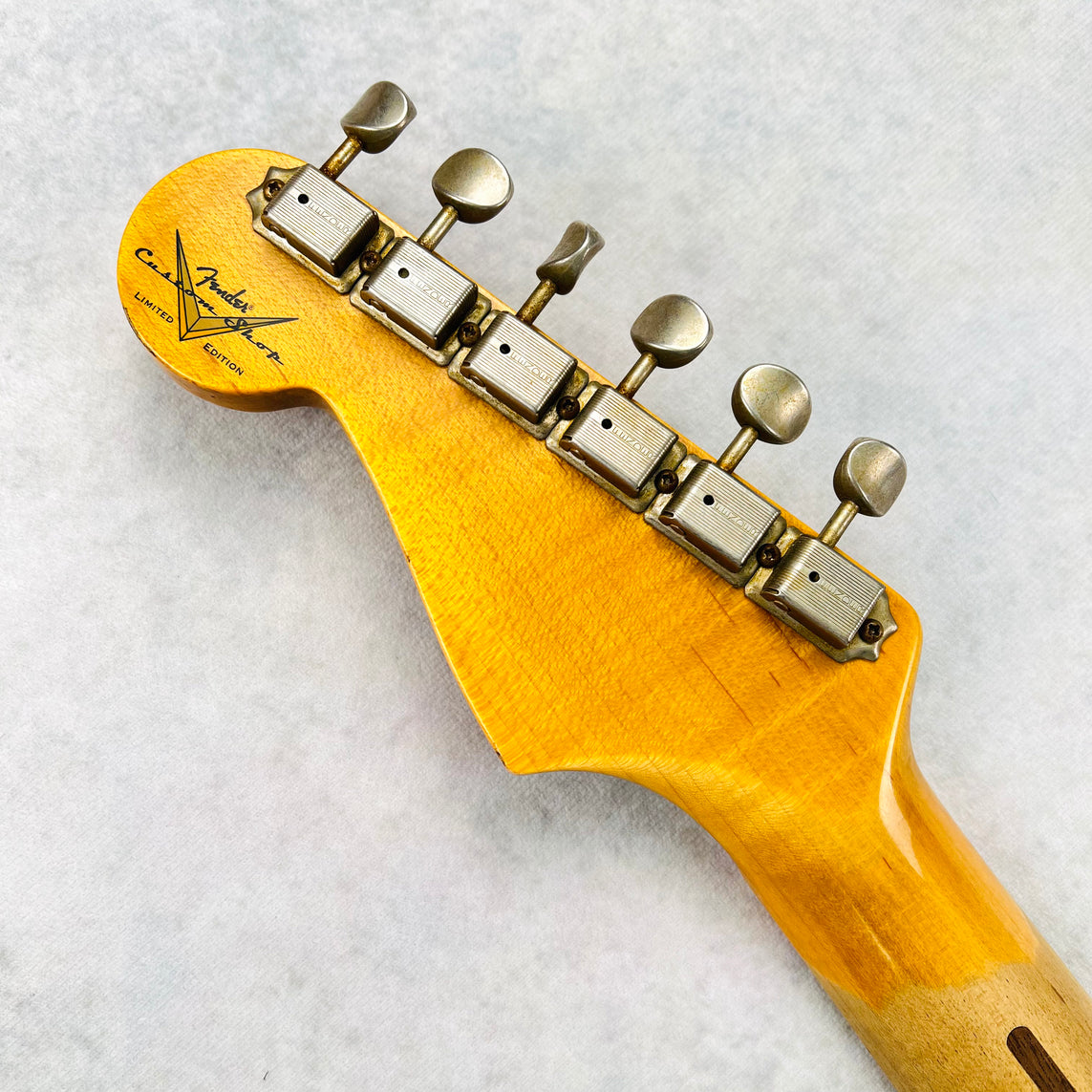 ギター FENDER CUSTOMSHOP1956 STRATOCASTER RELIC Fender Custom Shop 1956 Stratocaster Heavy Relic Guitar - Aged