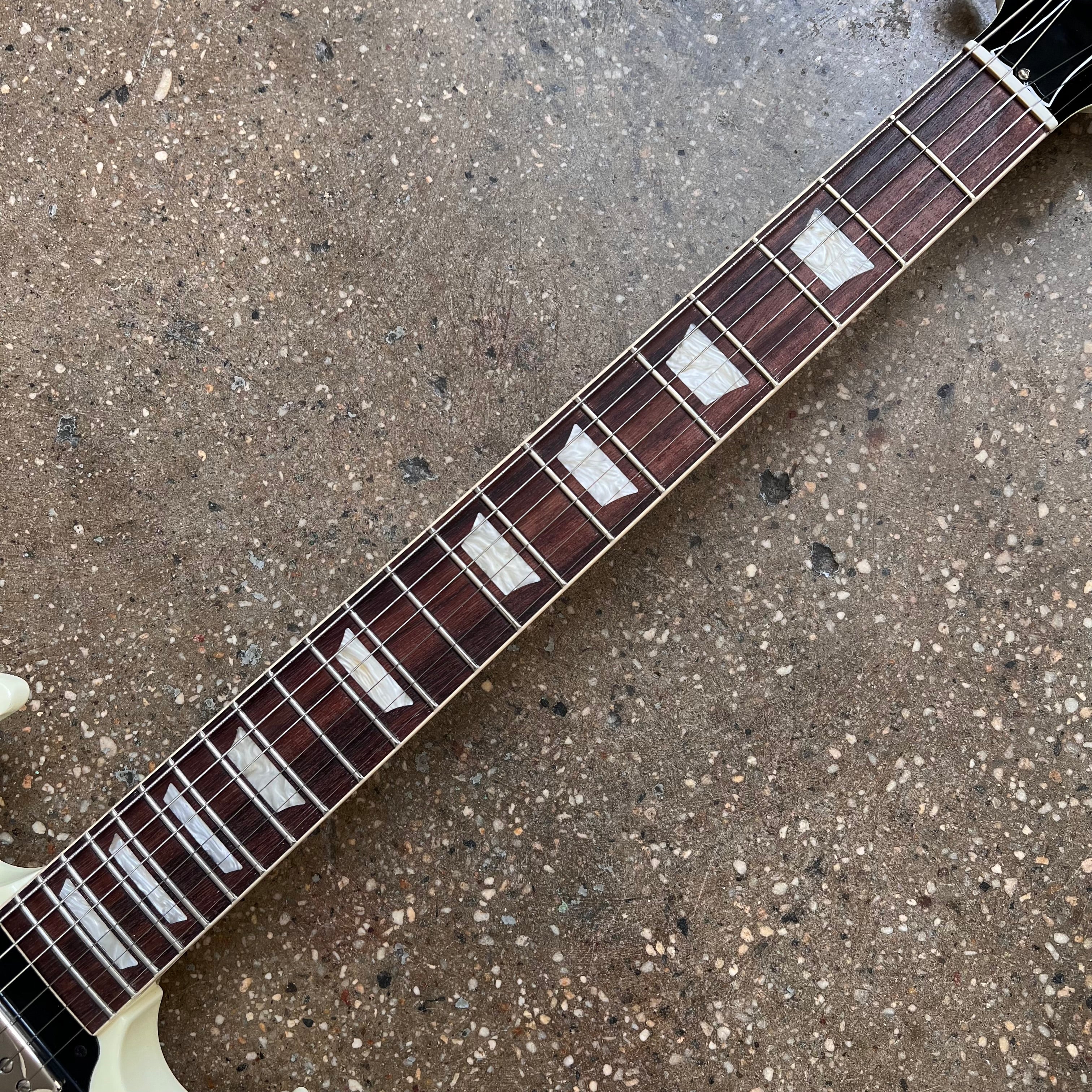 Gibson SG standard ‘61 Gibson SG Standard '61 2023 - Classic White | Tone Wolf