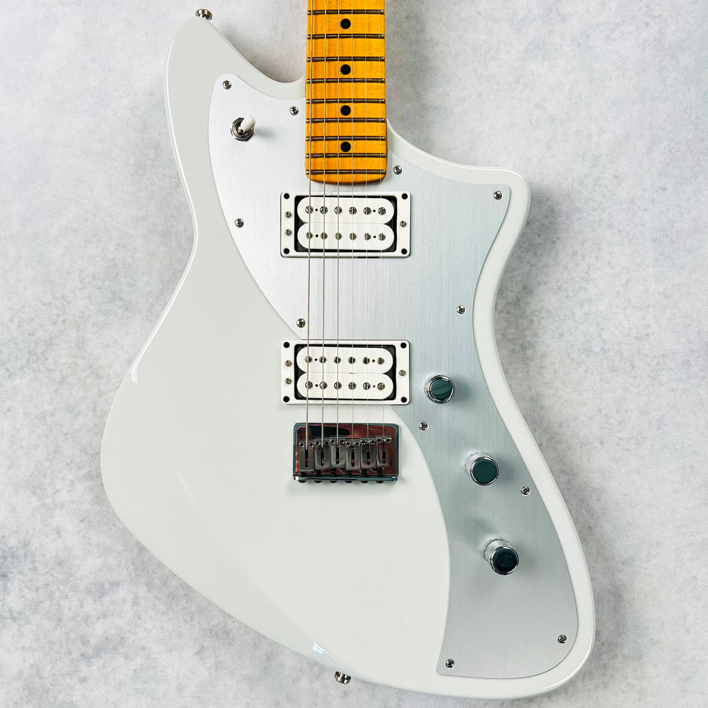 Fender American Ultra II Meteora Maple Fingerboard 2024 - Avalanche - 1