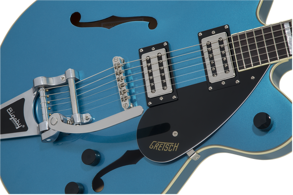 Gretsch G2622T Streamliner Center Block Double-Cut with Bigsby Laurel Fingerboard Broad'Tron BT-2S Pickups Riviera Blue
