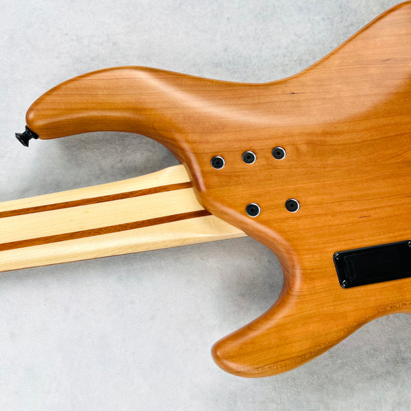 AC Guitars RetroB 5/34 ART Maple Burl NAMM 2025 5-String Bass - Satin Natural - 13
