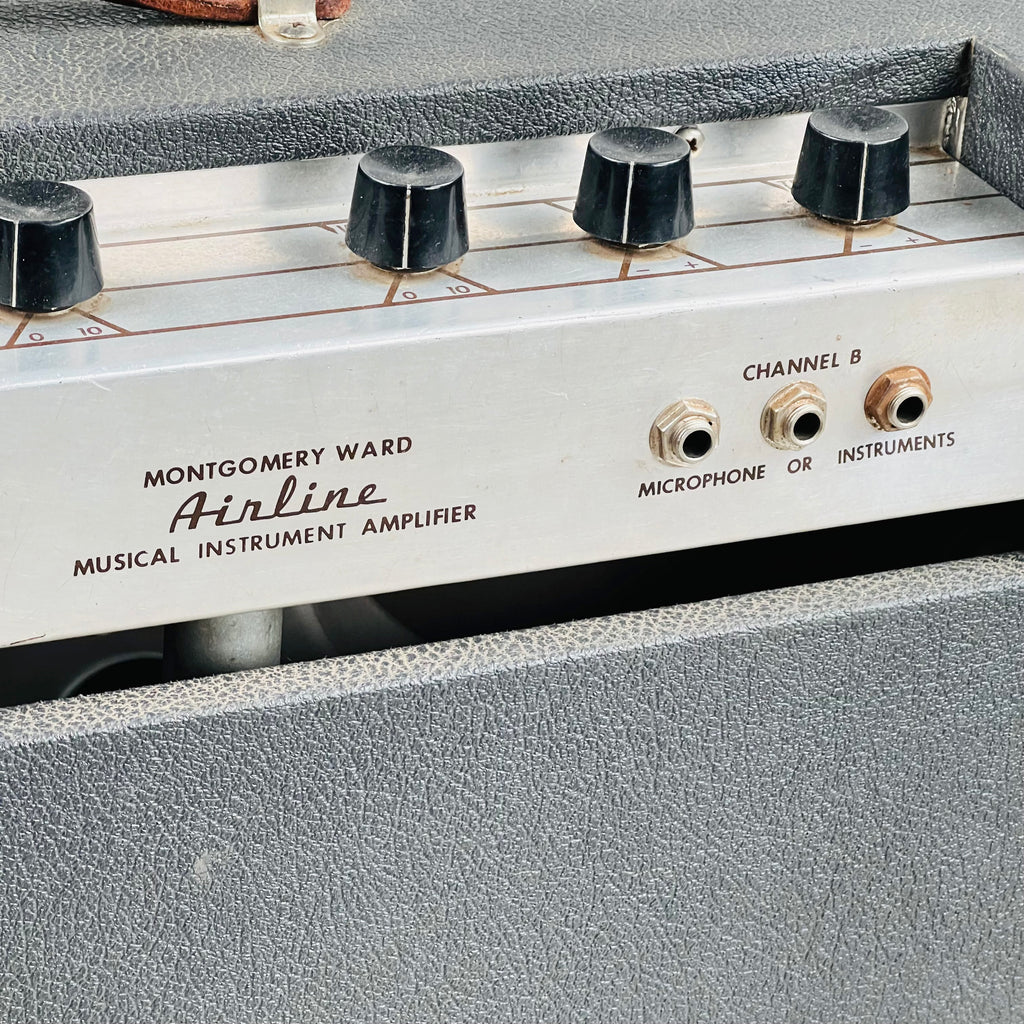 Airline 9006 2x15" Combo Amplifier 1961 - Gray - 9