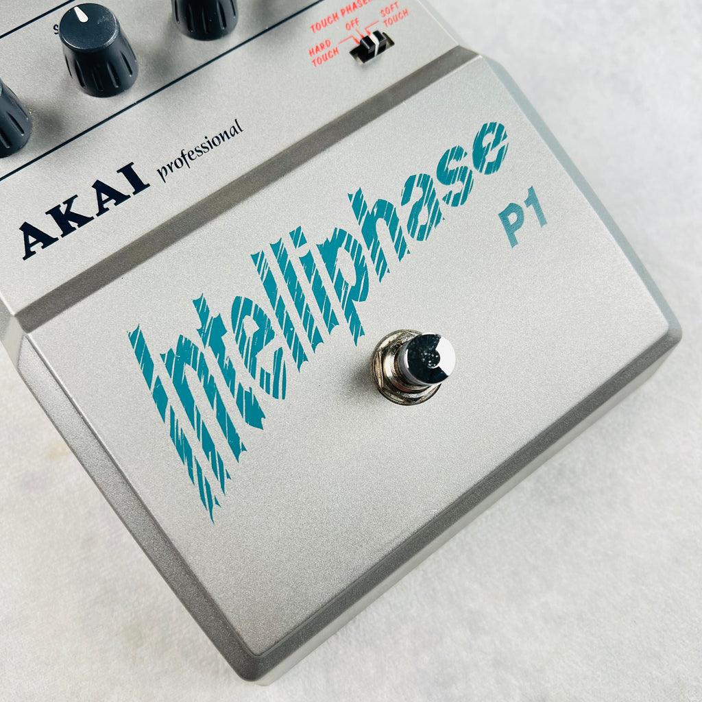 Akai Intelliphase P1 Analog Phaser Owned by Tom Verlaine 1997 - Silver - 3