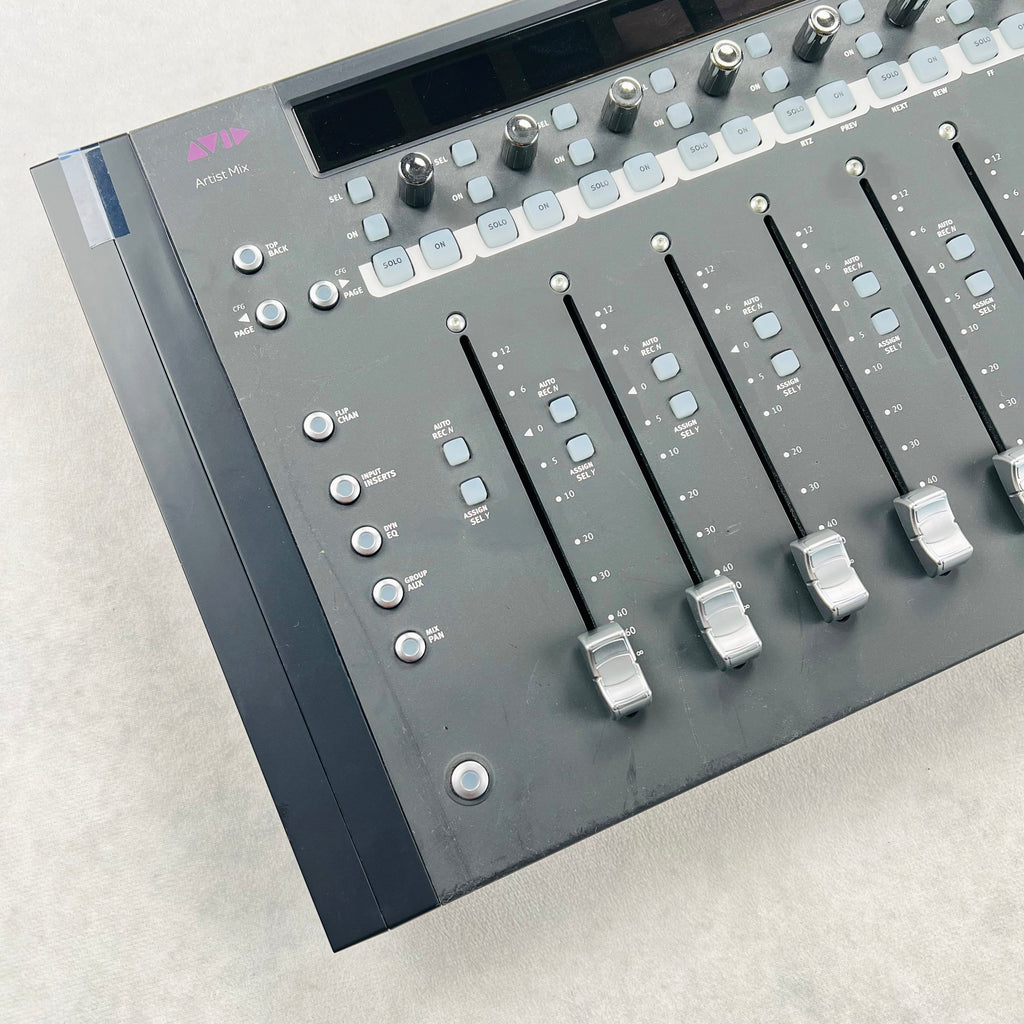 Avid Artist Mix Compact 8-Fader Control Surface 2015 - Black - 2