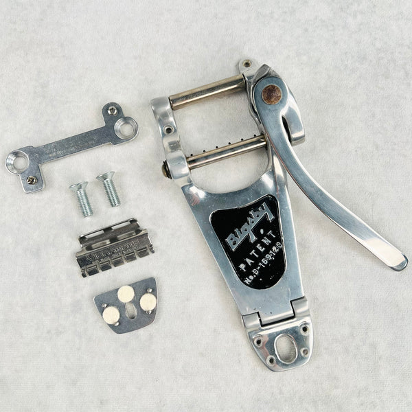 Bigsby B7 Vibrato Tailpiece with Vibramate V7-LP Adapter & Spoiler - Polish Aluminum - 1