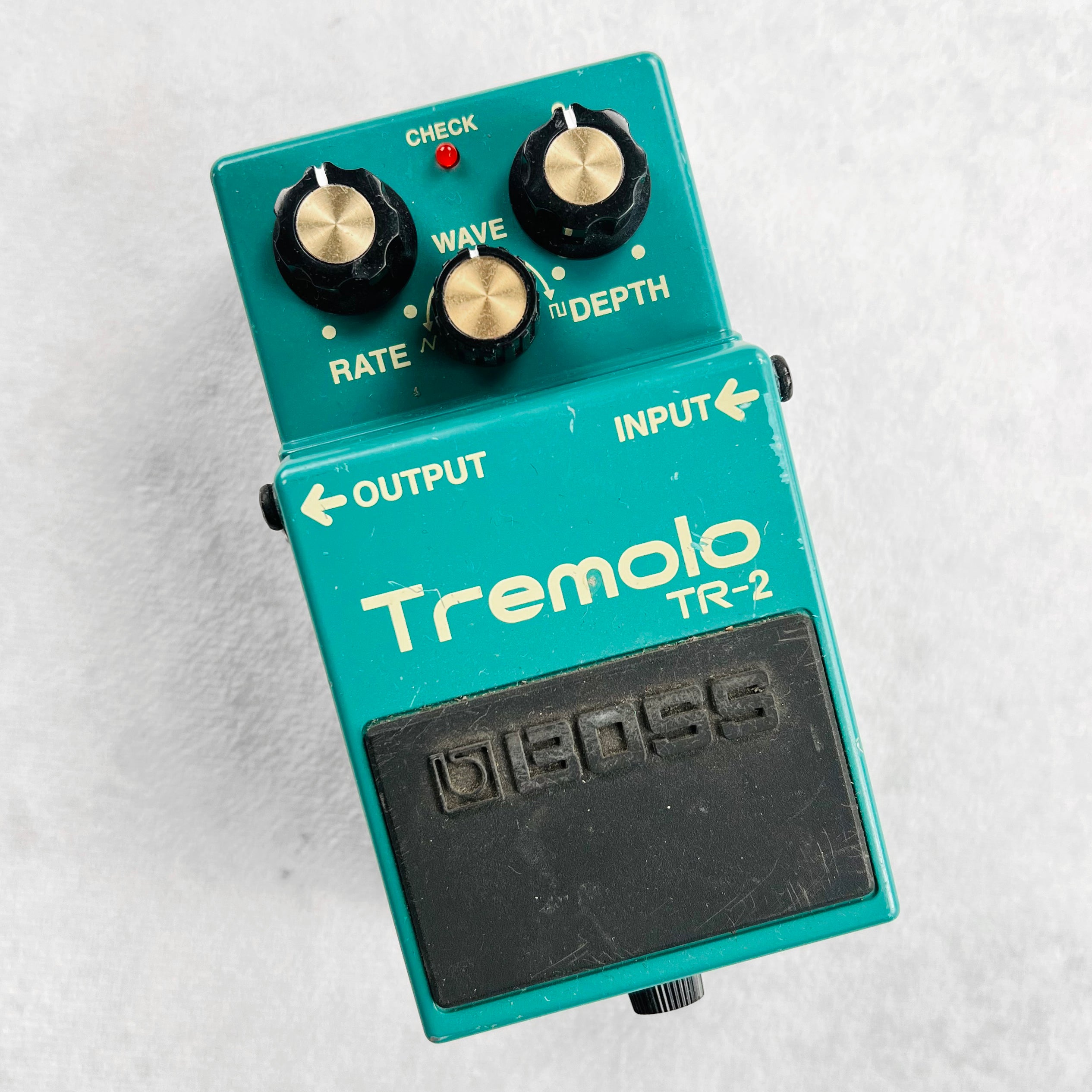 Boss TR-2 Tremolo Pedal 2000s - Green | Tone Wolf
