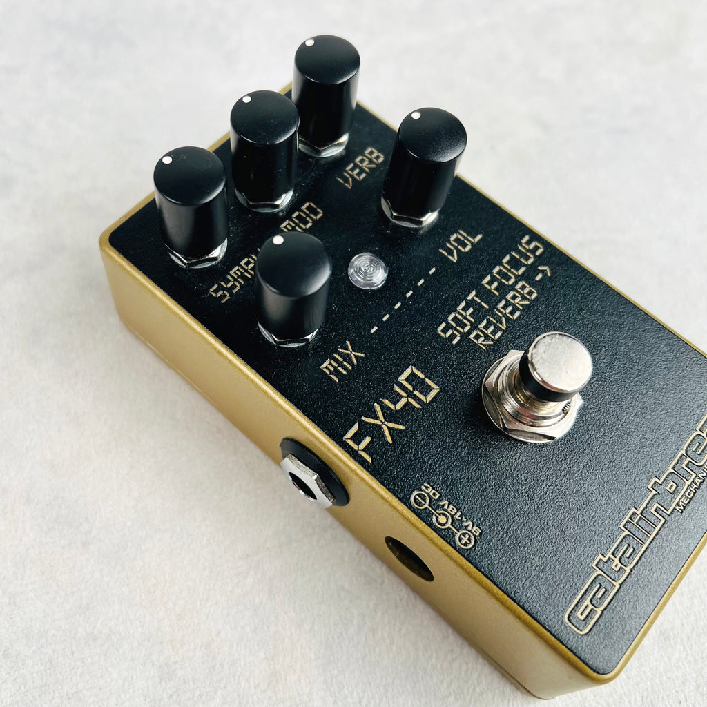 Catalinbread FX40 Soft Focus Reverb Pedal - Gold / Black - 2