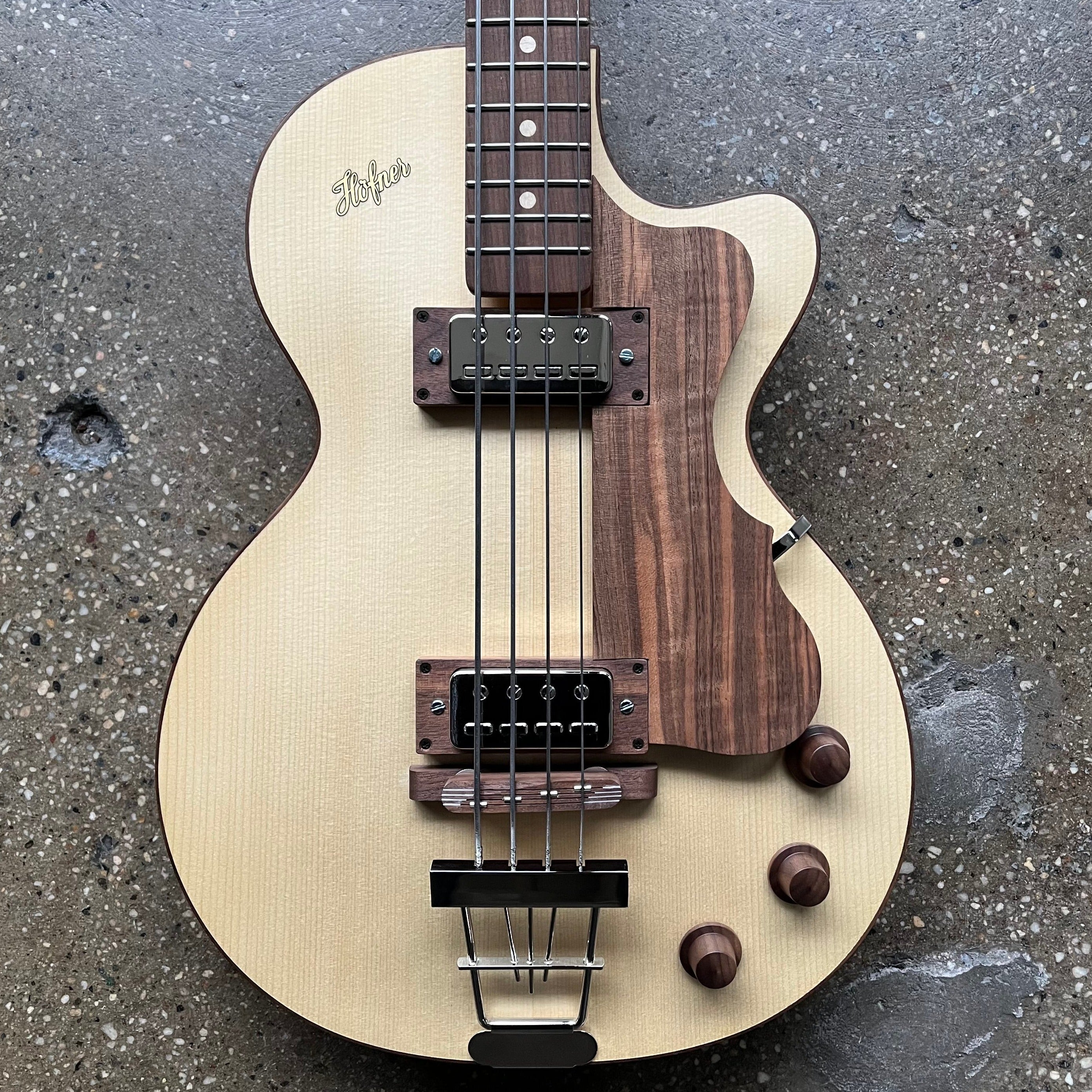 Hofner Club Bass - Green Line | Tone Wolf