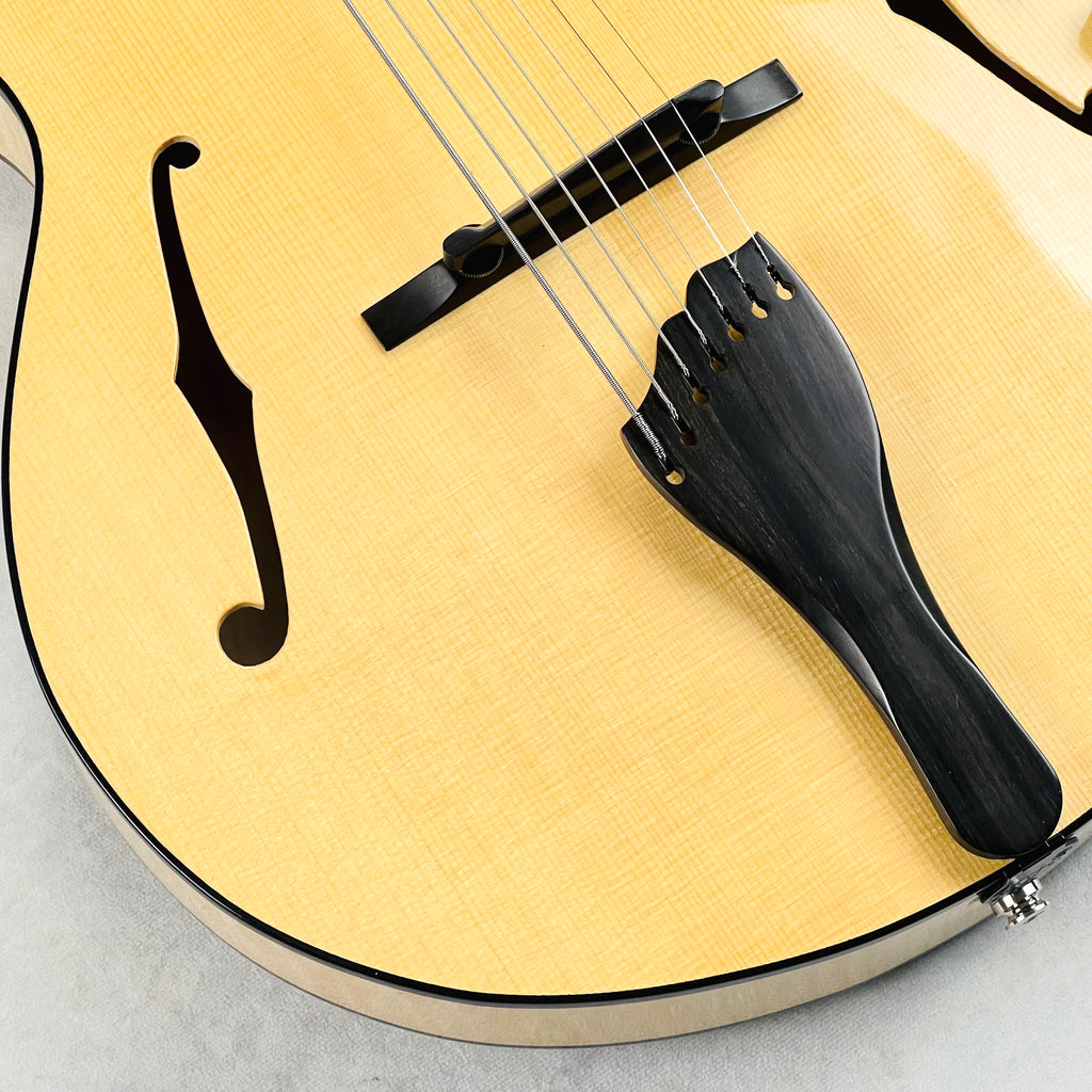 Dale Unger Bucky Pizzarelli American Archtop Model 7-String 2024 - Natural - 4