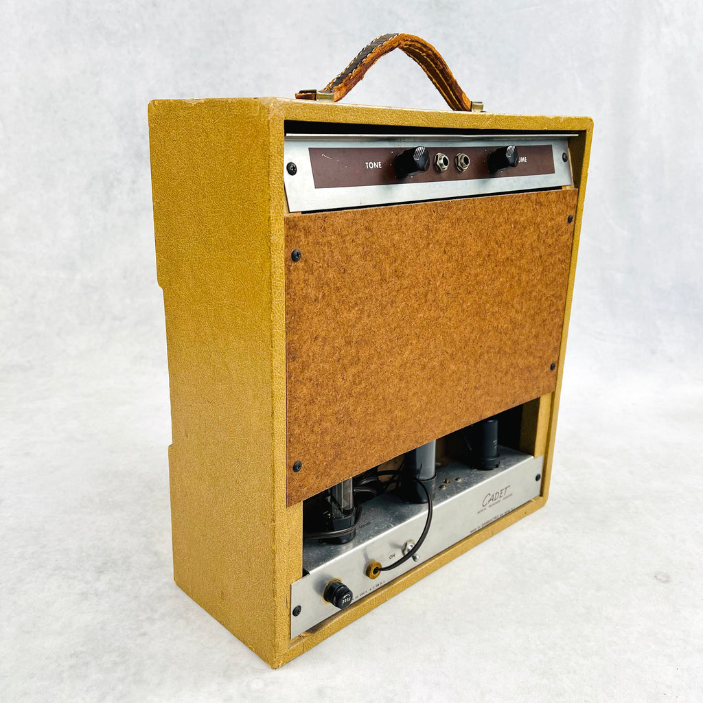 Danelectro Cadet 1x6 Combo Amplifier 1954 - Tan - 5