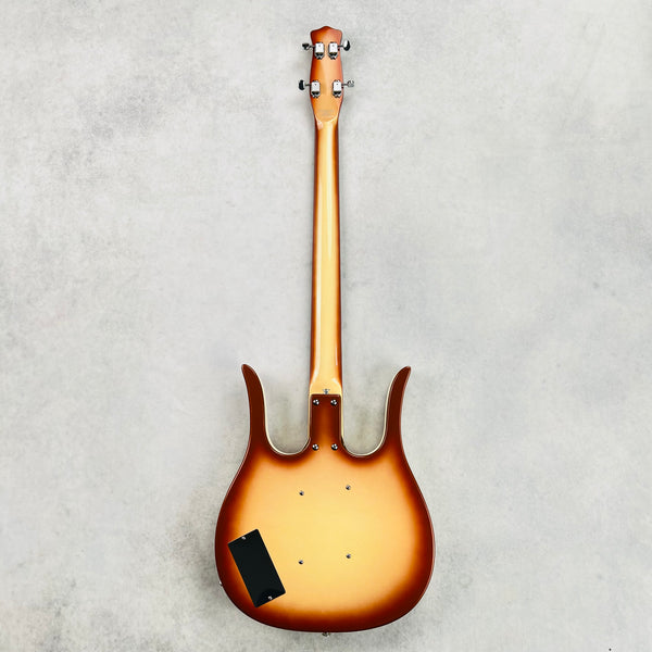 Danelectro Longhorn Bass 2022 - Copperburst - 9