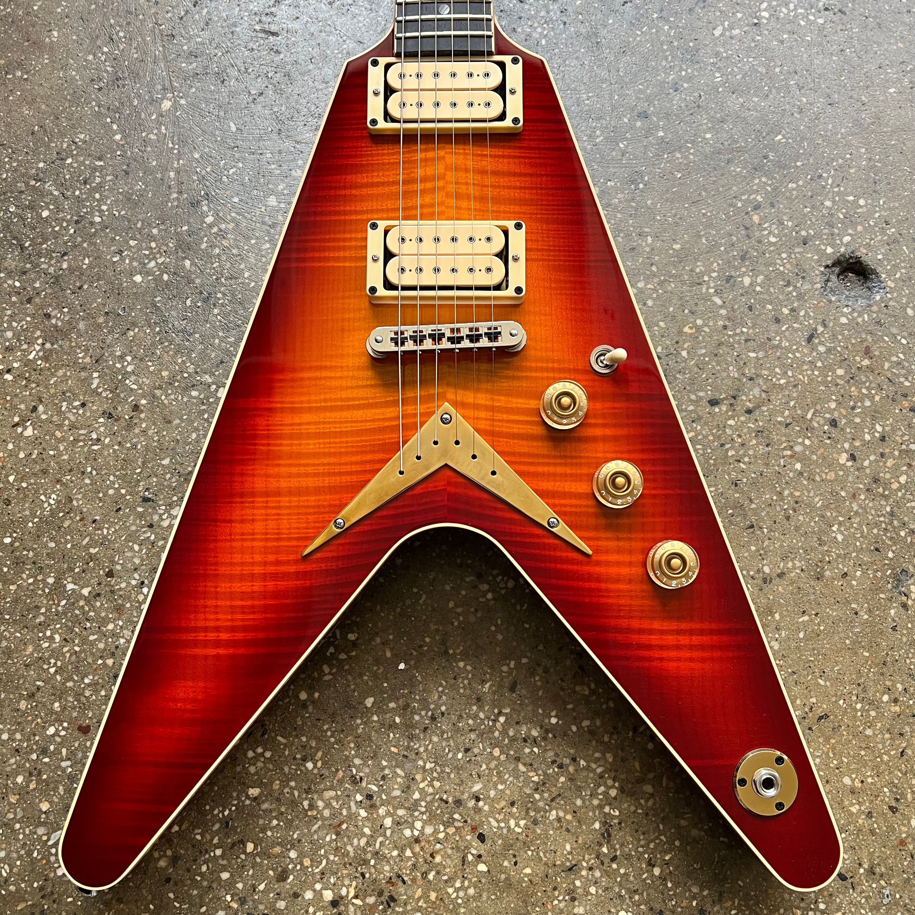 Dean USA Patents Pending V Flame Top 2024 - Trans Cherry Sunburst