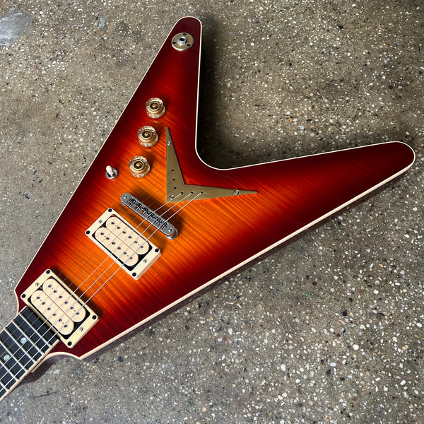 Dean USA V 1977 Limited Edition 2024 - Trans Cherry Sunburst - 7