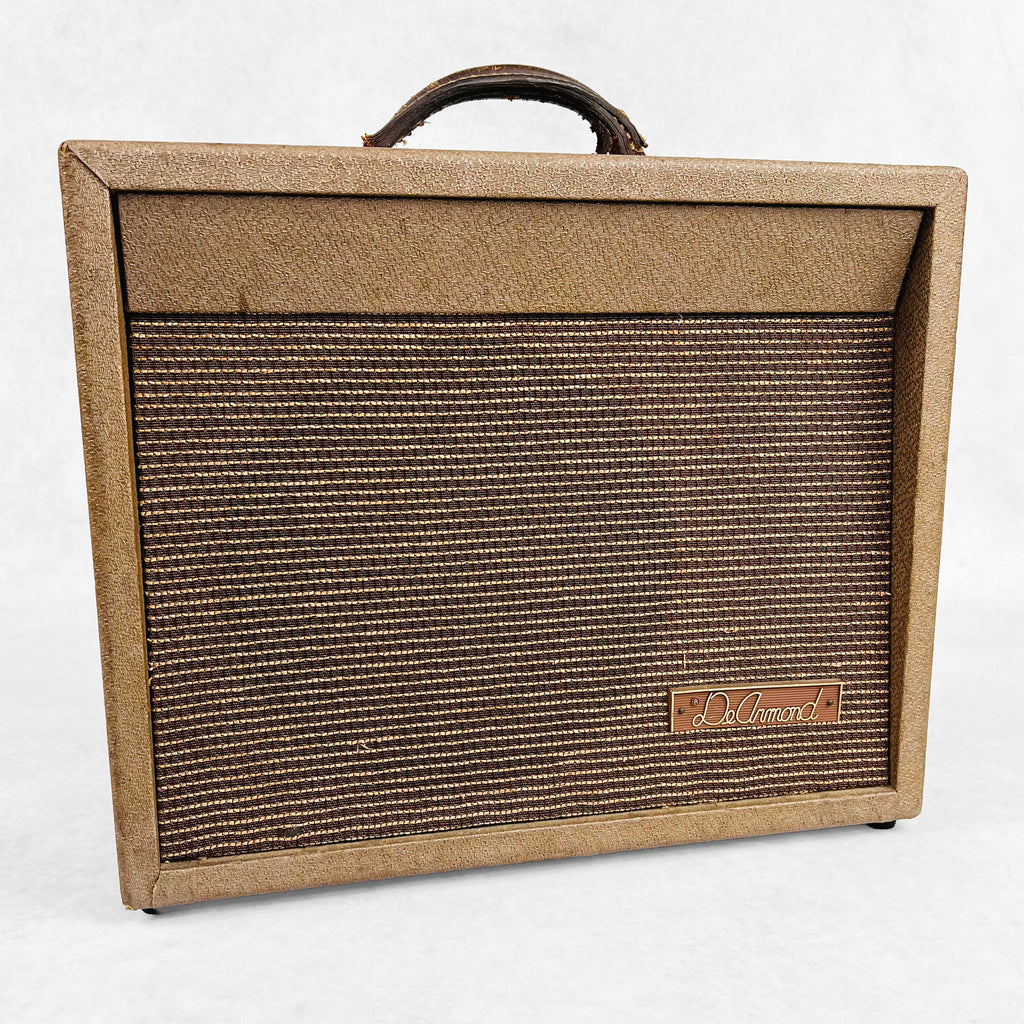 DeArmond R5T 1x10" Combo Amplifier 1960 - Brown - 1