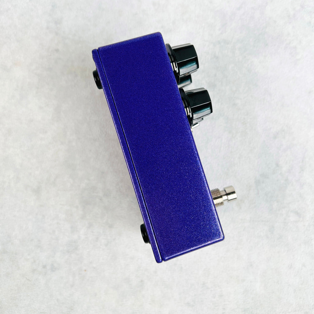 Diamond Vibrato V2 Pedal - Purple - 4