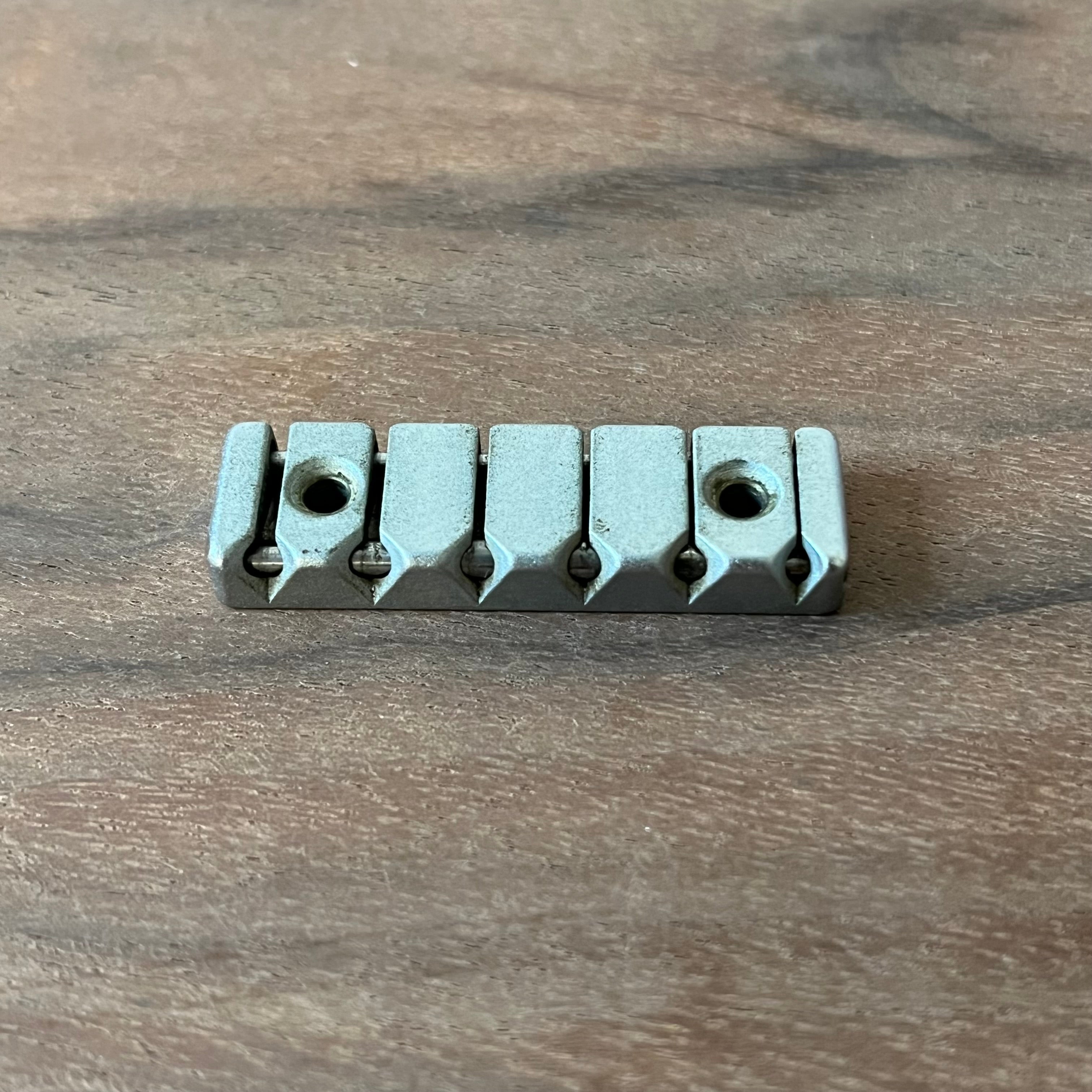 ギター Wilkinson roller nut doilgjtt2gi1ap1muvlg.jpg?v=