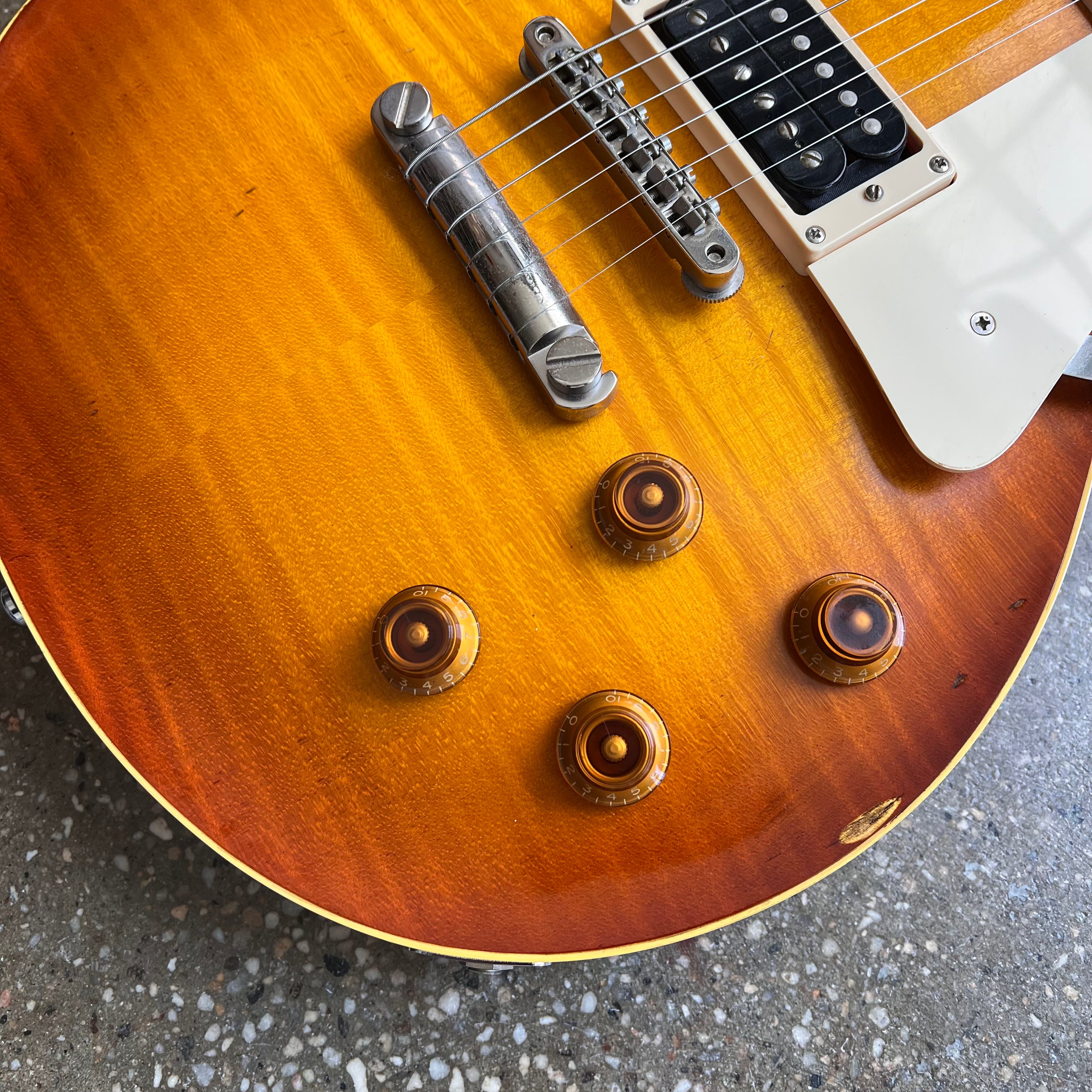 Edwards E-LP-140LTS/RE 2000s - Vintage Honey Burst | Tone Wolf