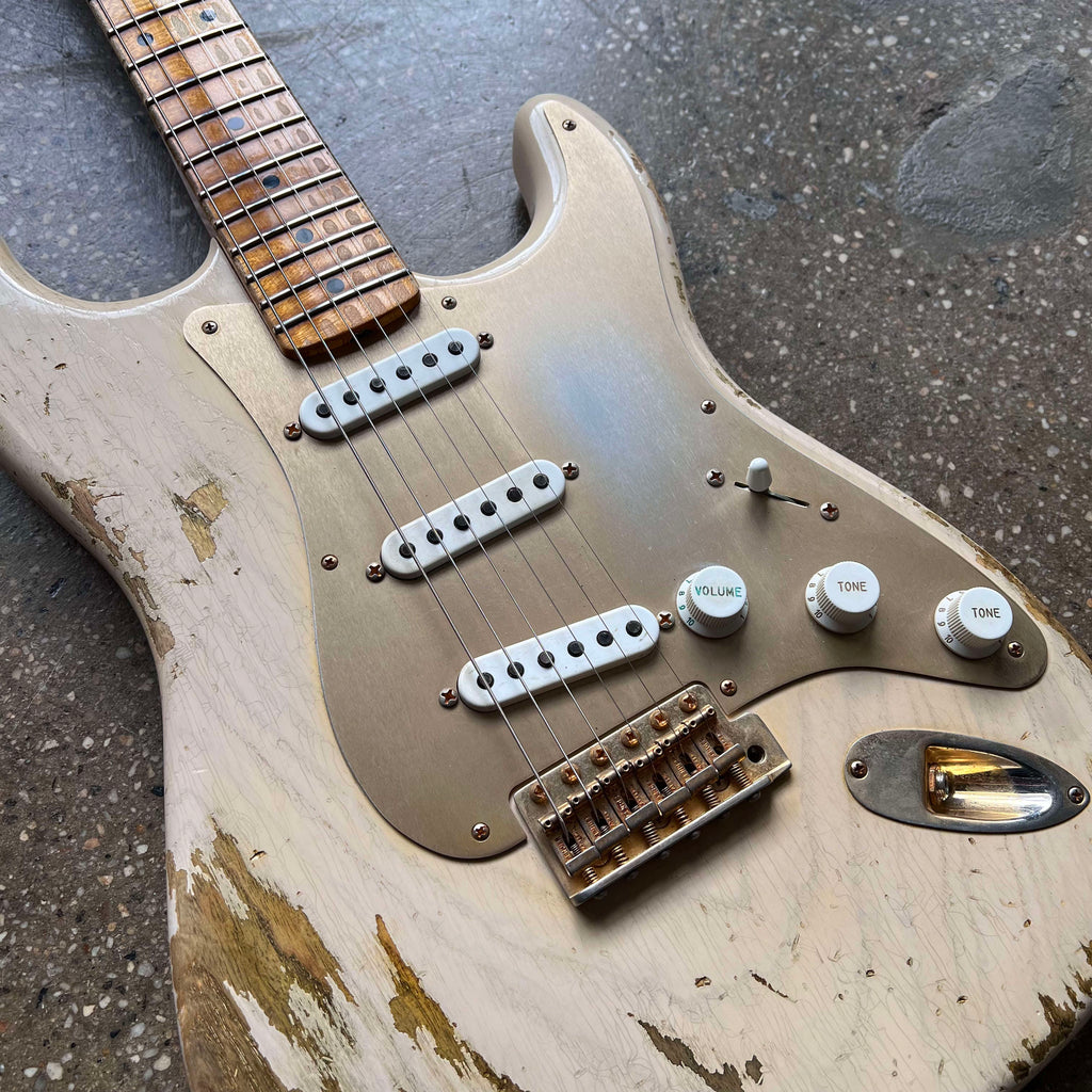 Fender Custom Shop Limited Edition Golden '50s 1954 Stratocaster 2014 - Dirty White Blonde - 3