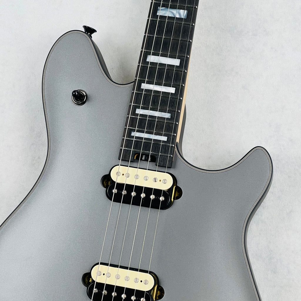 EVH Wolfgang USA Ebony Fingerboard 2023 - Stealth Grey - 3